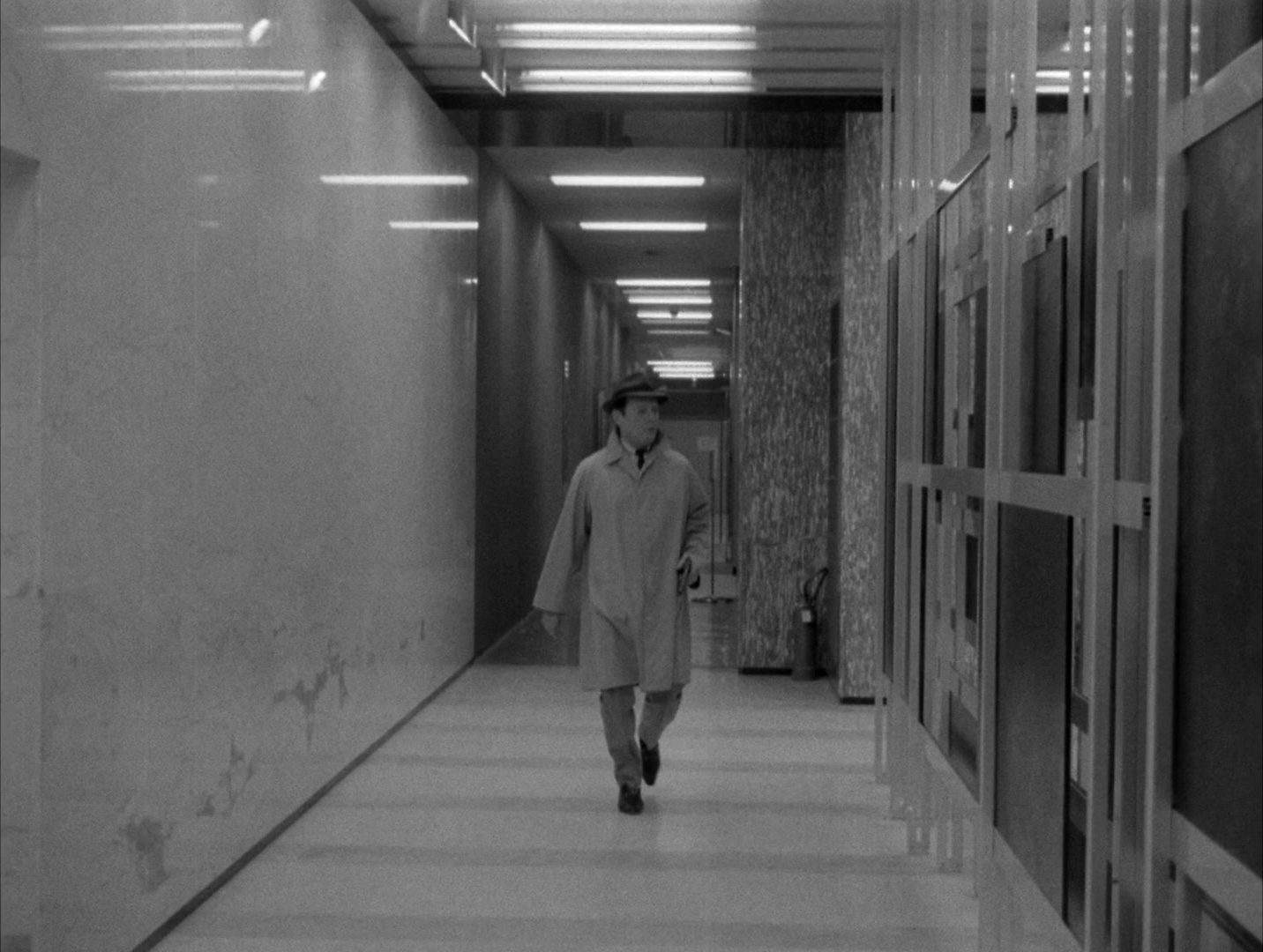 Alphaville: Une étrange aventure de Lemmy Caution (1965), wide, 1.33:1 — film still