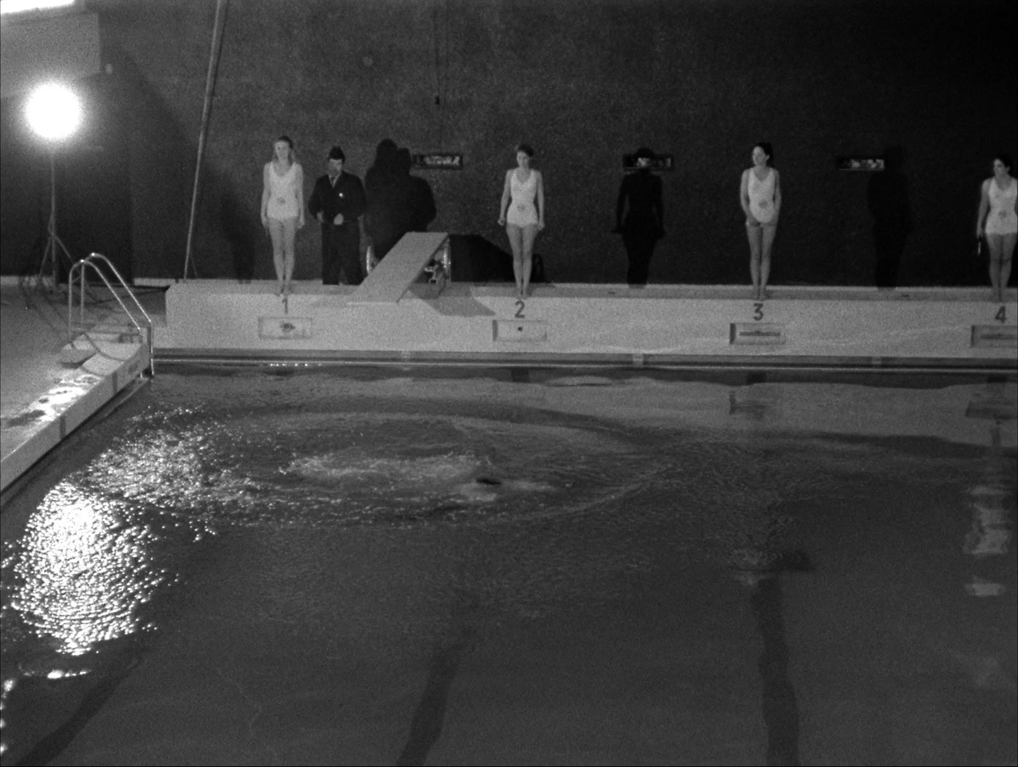 Alphaville: Une étrange aventure de Lemmy Caution (1965), wide, 1.33:1 — film still