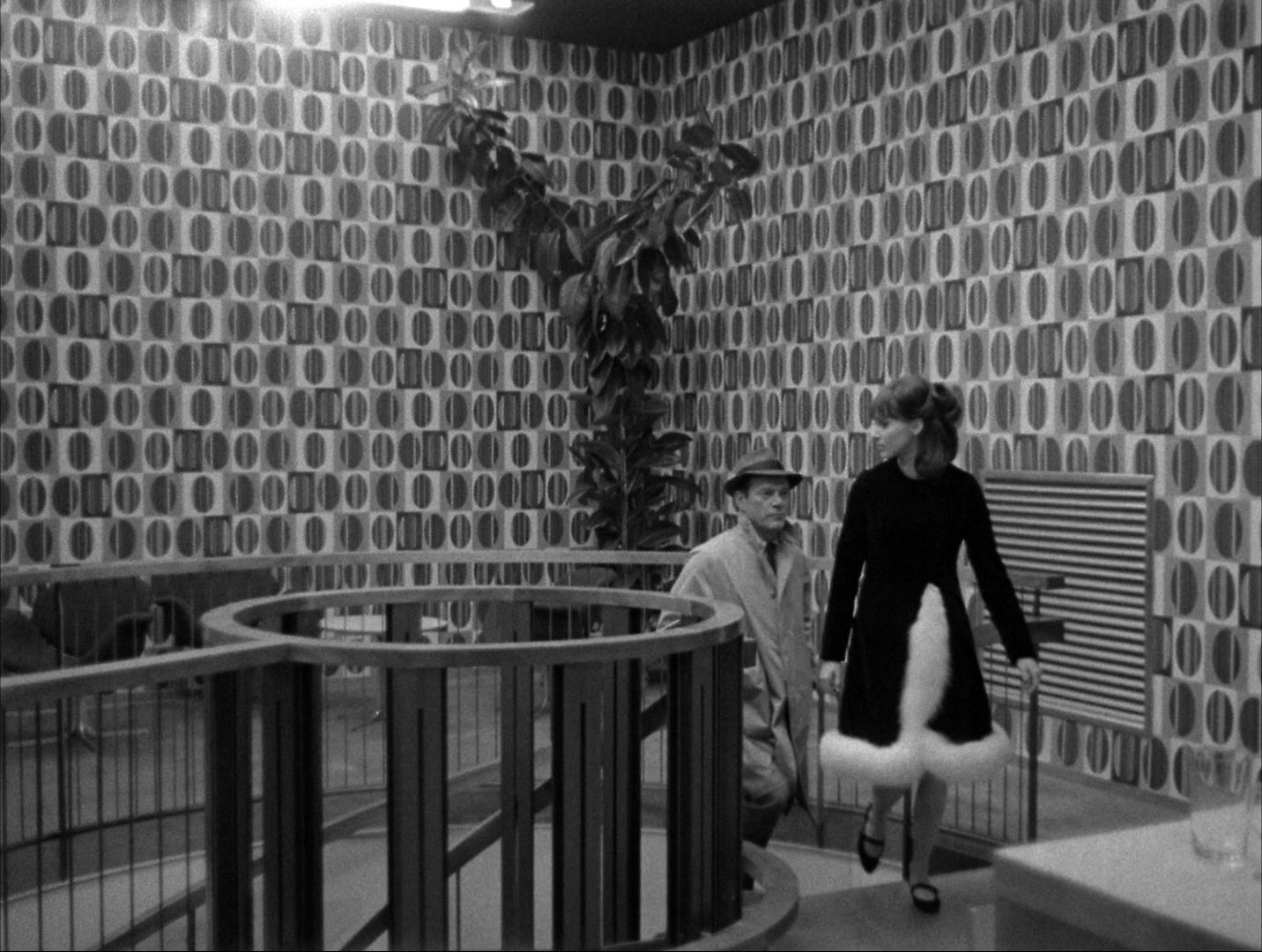 Alphaville: Une étrange aventure de Lemmy Caution (1965), wide, 1.33:1 — film still