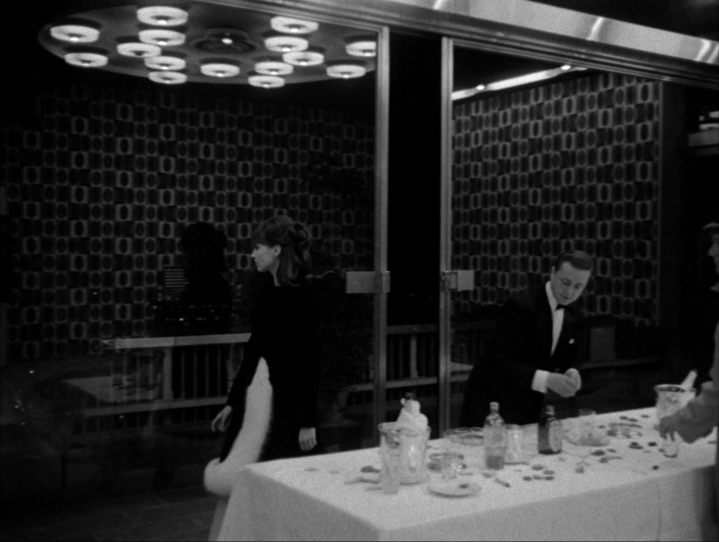 Alphaville: Une étrange aventure de Lemmy Caution (1965), wide, 1.33:1 — film still