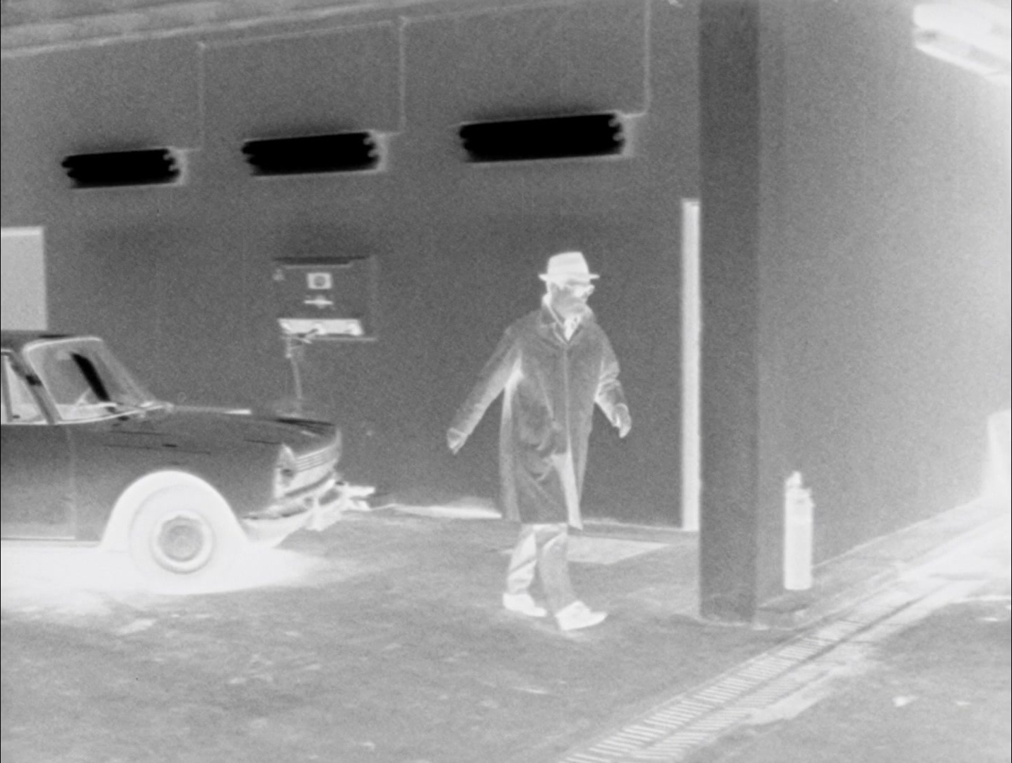 Alphaville: Une étrange aventure de Lemmy Caution (1965), wide, 1.33:1 — film still