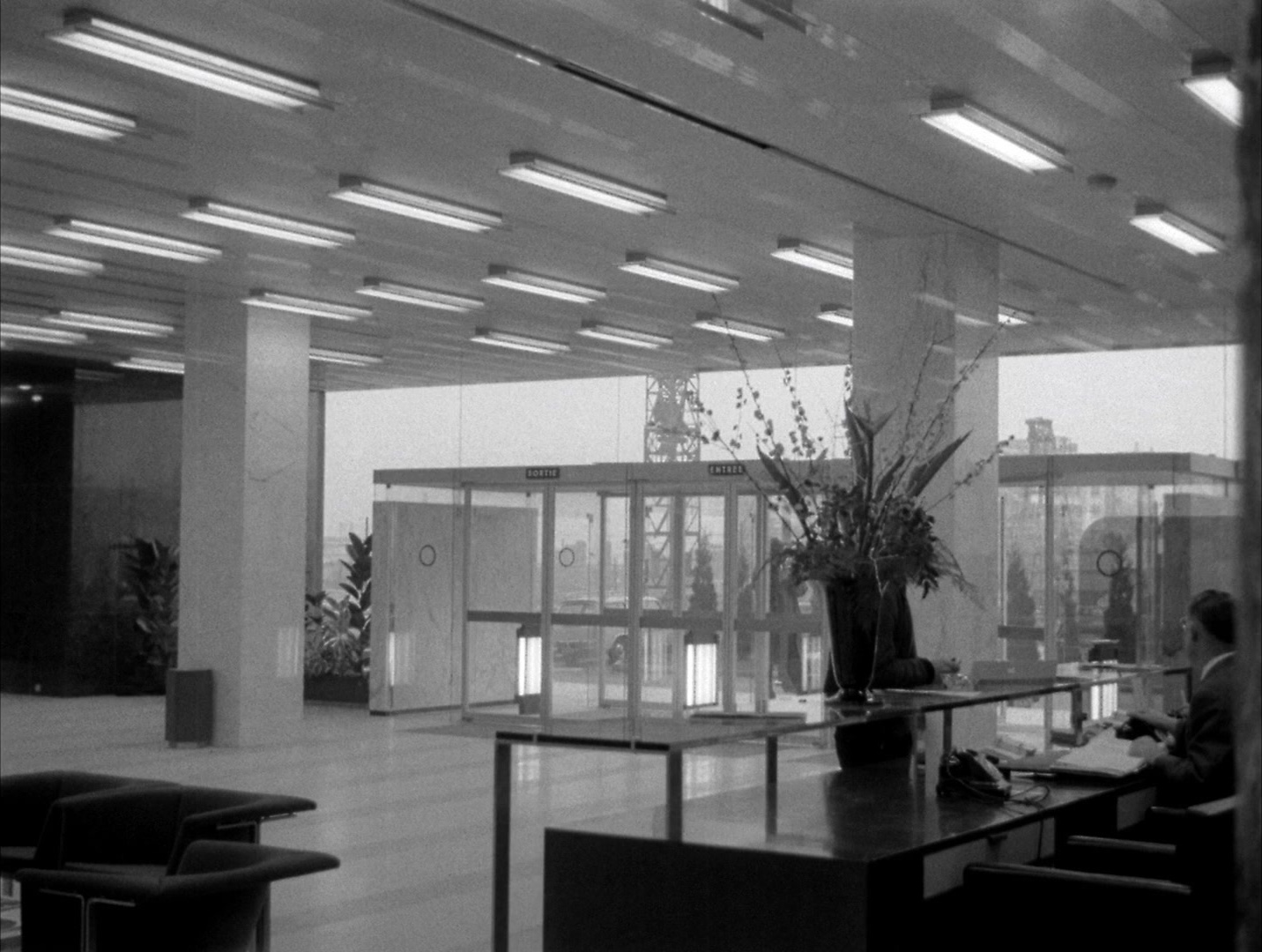 Alphaville: Une étrange aventure de Lemmy Caution (1965), unknown, 1.33:1 — film still