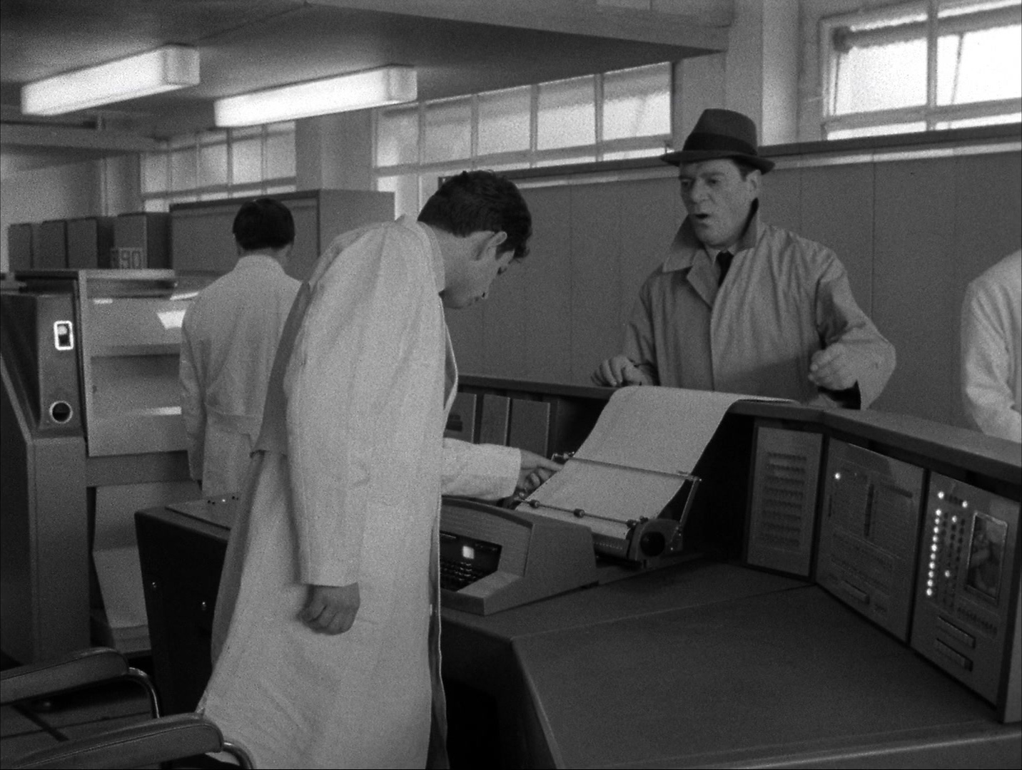 Alphaville: Une étrange aventure de Lemmy Caution (1965), wide, 1.33:1 — film still