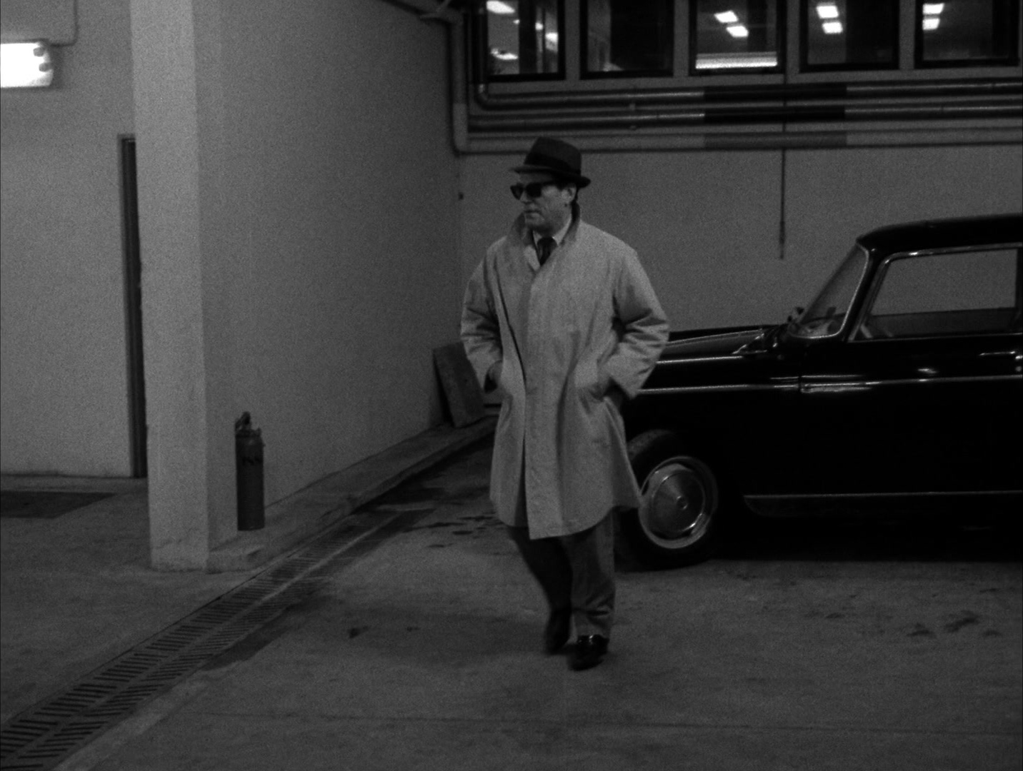 Alphaville: Une étrange aventure de Lemmy Caution (1965), wide, 1.33:1 — film still