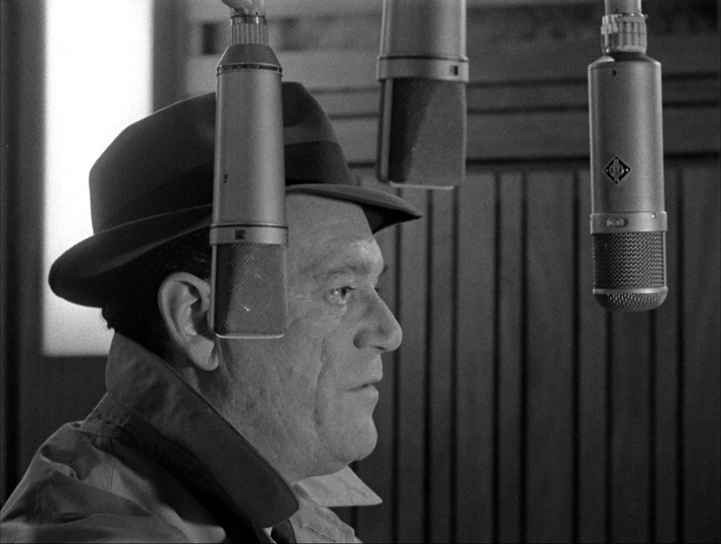 Alphaville: Une étrange aventure de Lemmy Caution (1965), unknown, 1.33:1 — film still