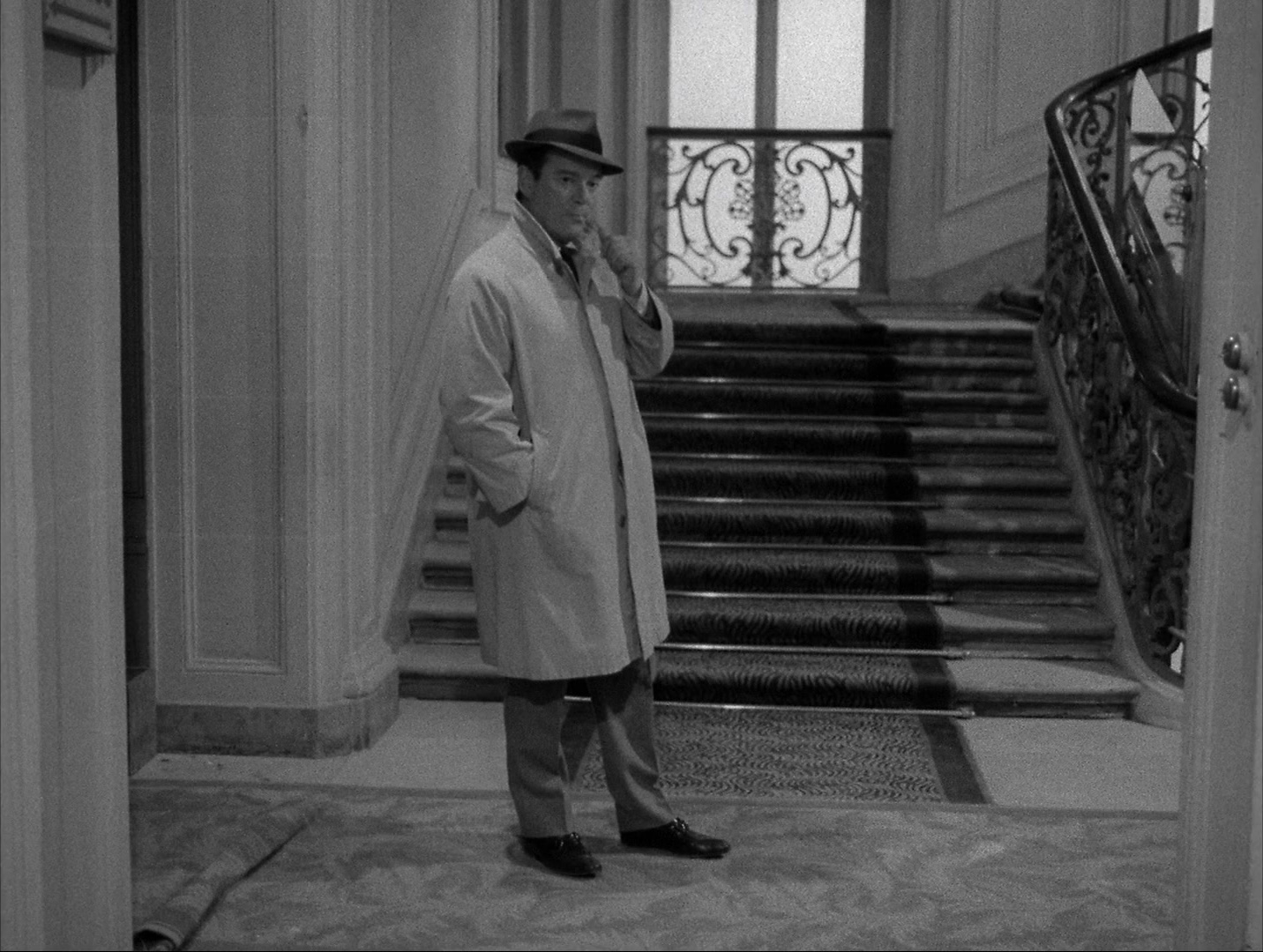 Alphaville: Une étrange aventure de Lemmy Caution (1965), wide, 1.33:1 — film still