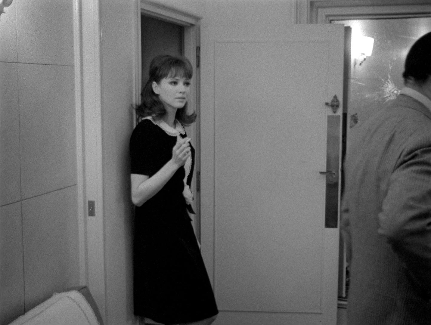 Alphaville: Une étrange aventure de Lemmy Caution (1965), wide, 1.33:1 — film still