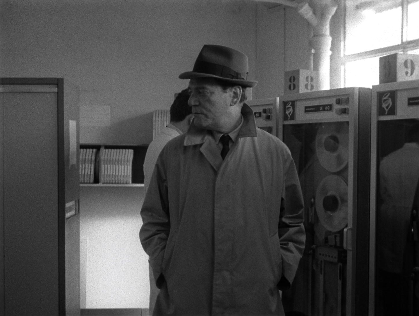 Alphaville: Une étrange aventure de Lemmy Caution (1965), unknown, 1.33:1 — film still