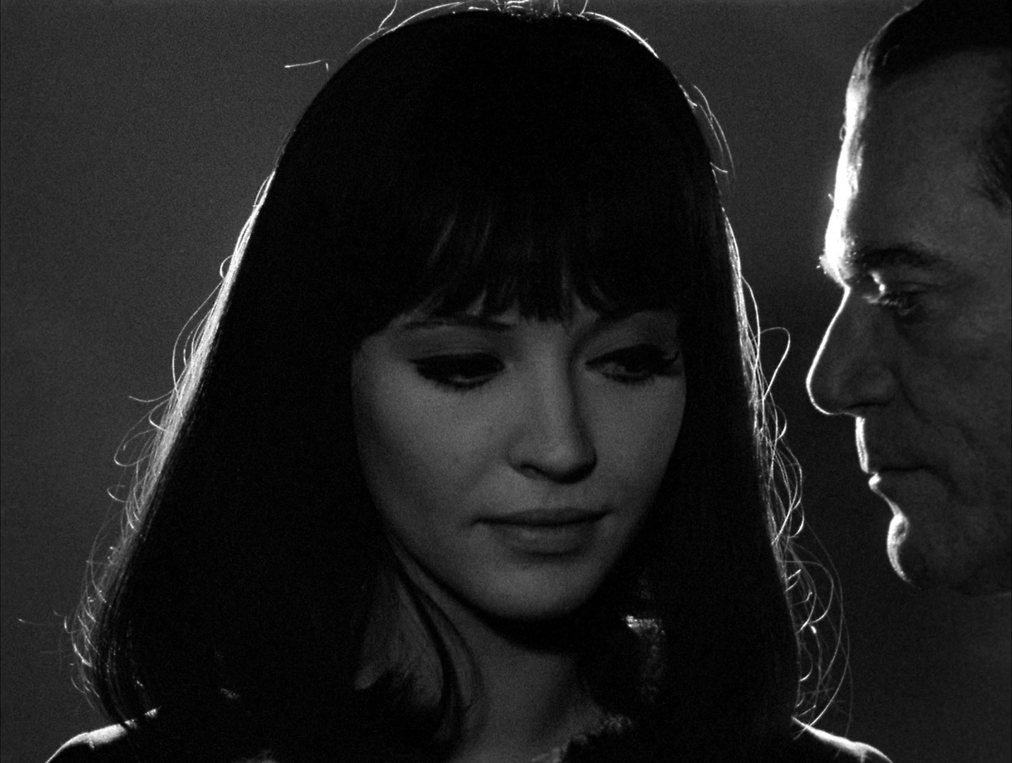 Alphaville: Une étrange aventure de Lemmy Caution (1965), close, 1.33:1 — film still