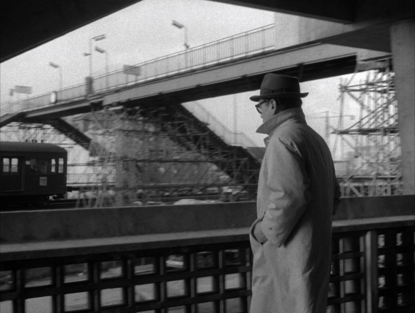 Alphaville: Une étrange aventure de Lemmy Caution (1965), wide, 1.33:1 — film still
