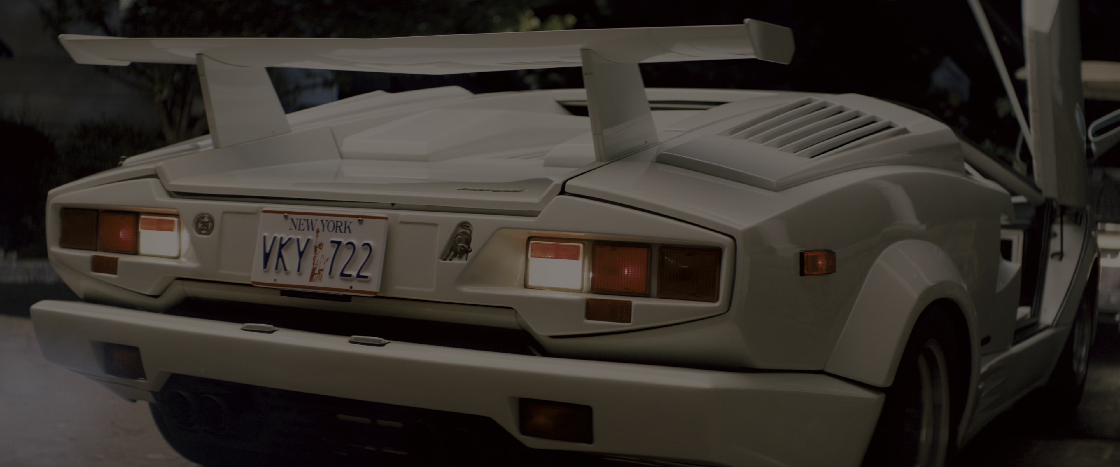 The Wolf of Wall Street (2013), wide, 2.40:1 — film still