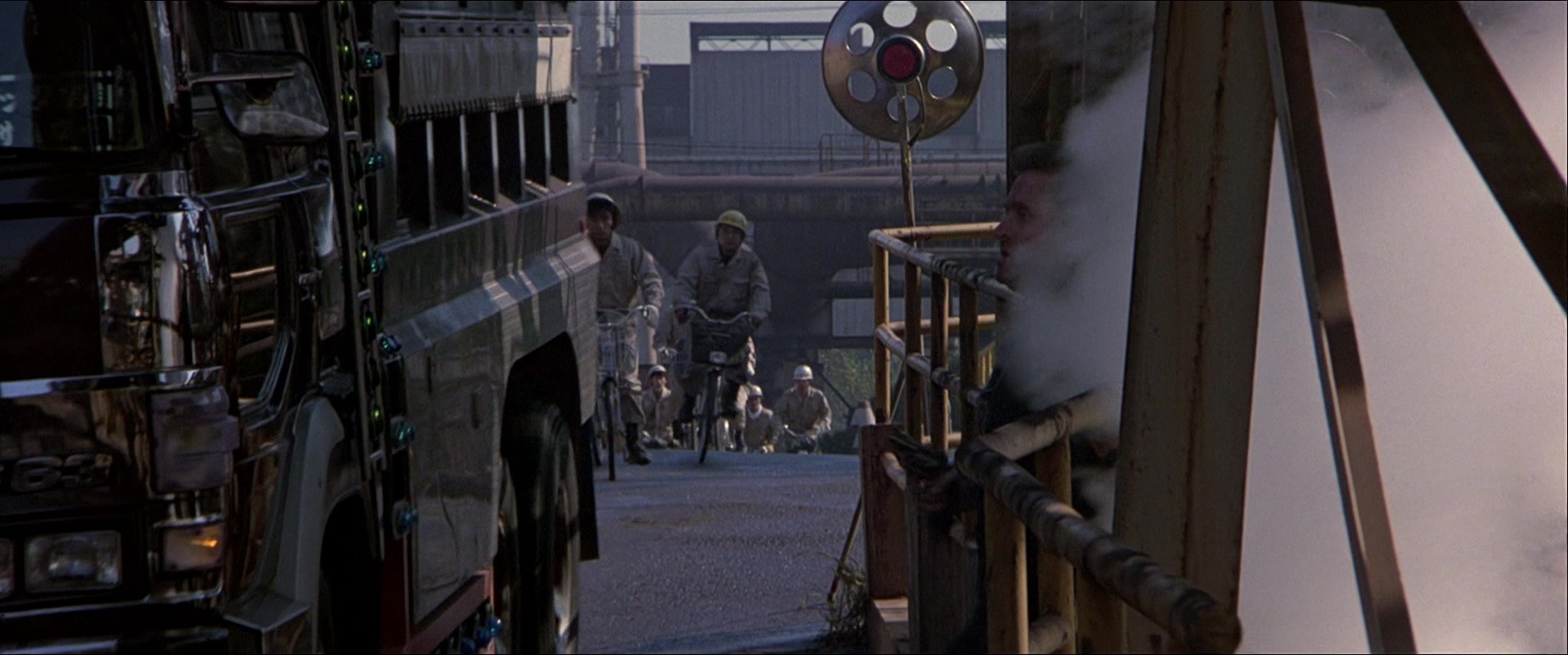 Black Rain (1989), wide, 2.39:1 — film still
