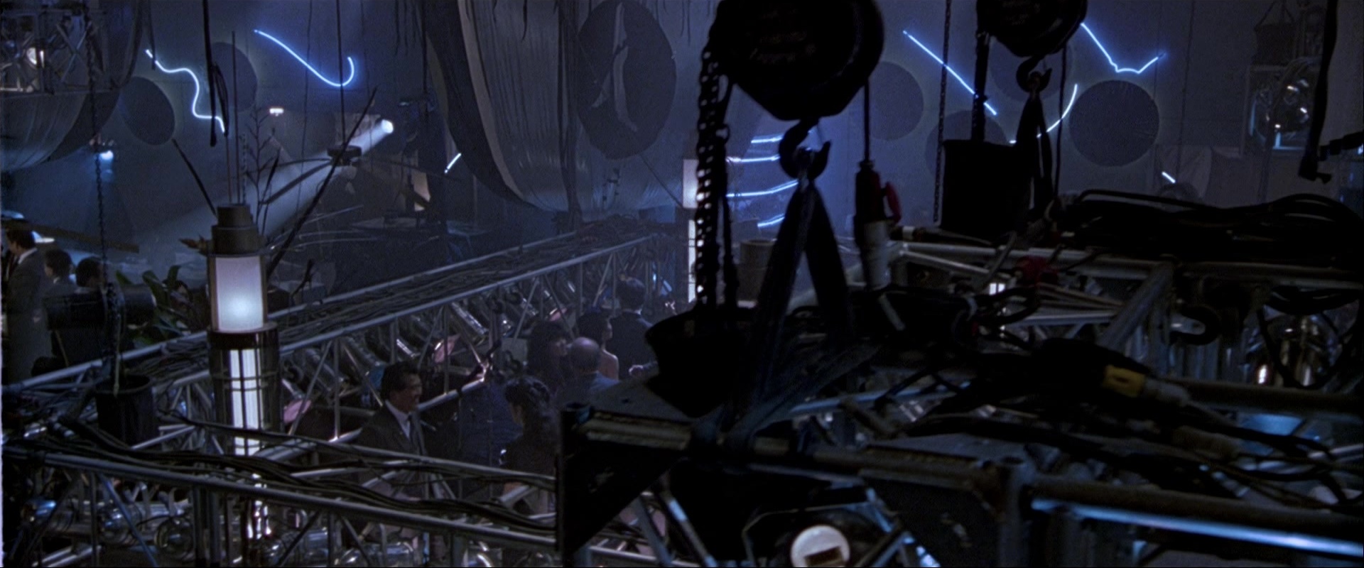 Black Rain (1989), unknown, 2.40:1 — film still