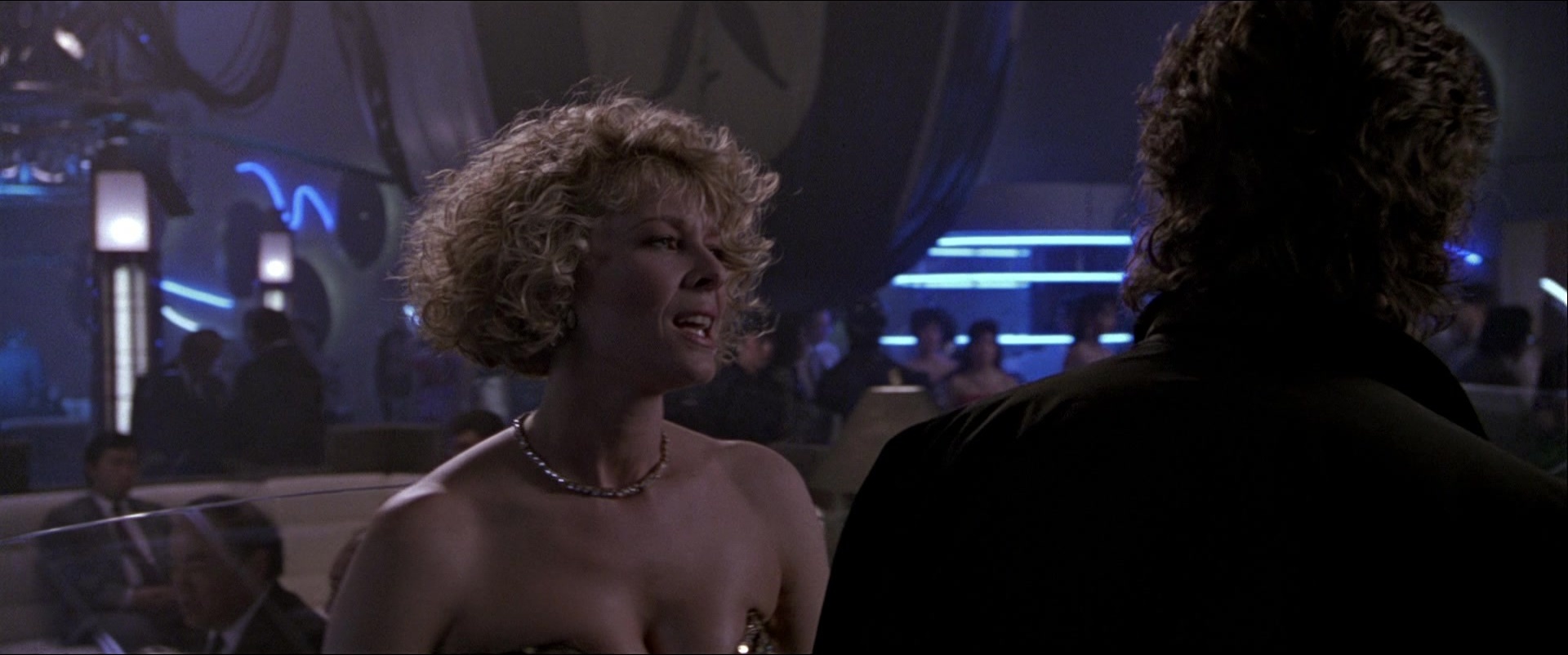 Black Rain (1989), wide, 2.39:1 — film still