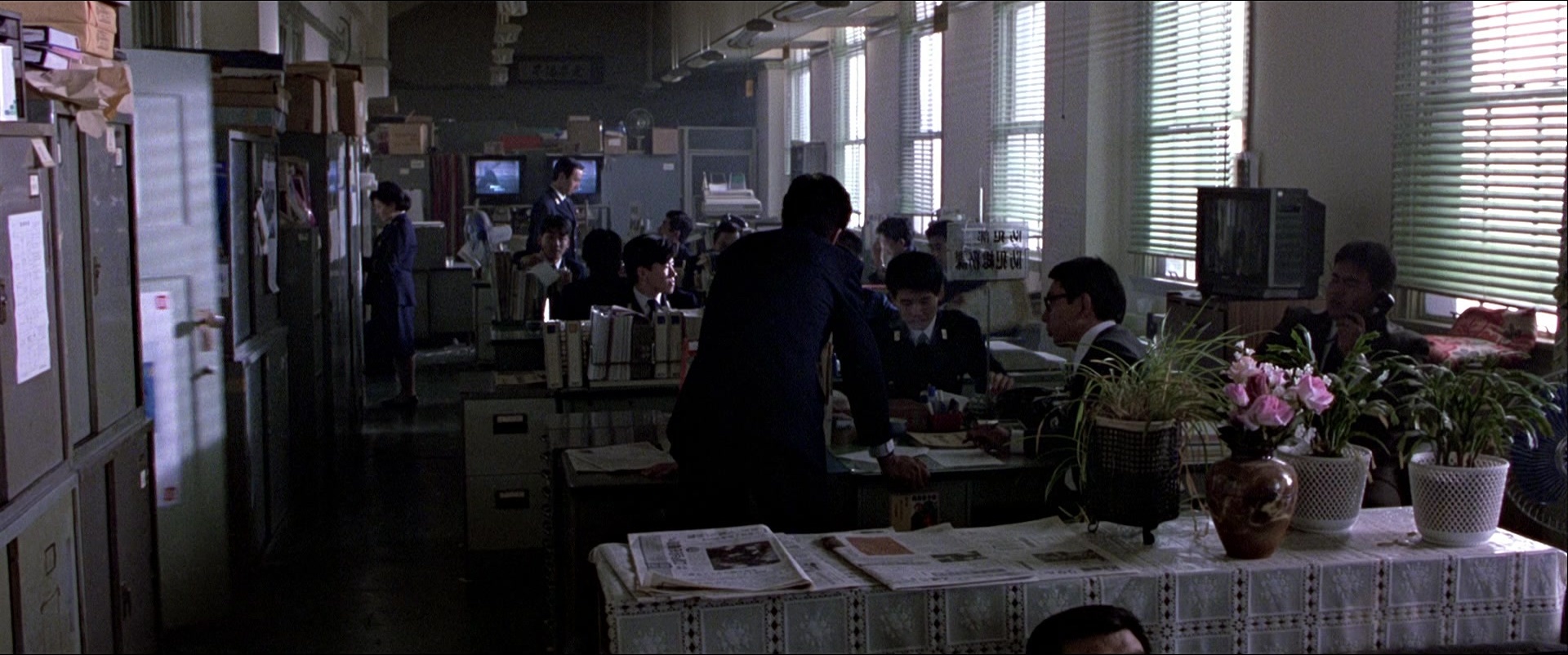 Black Rain (1989), wide, 2.39:1 — film still