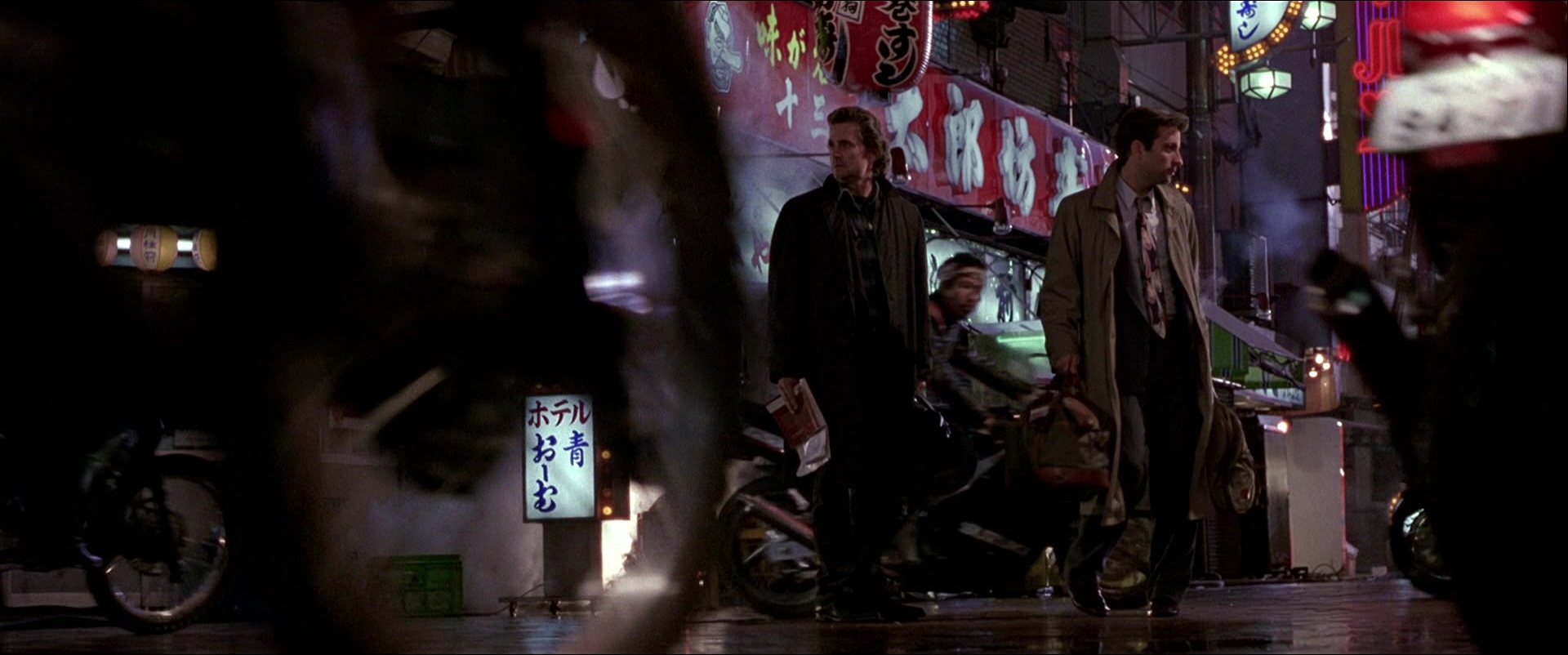 Black Rain (1989), wide, 2.39:1 — film still