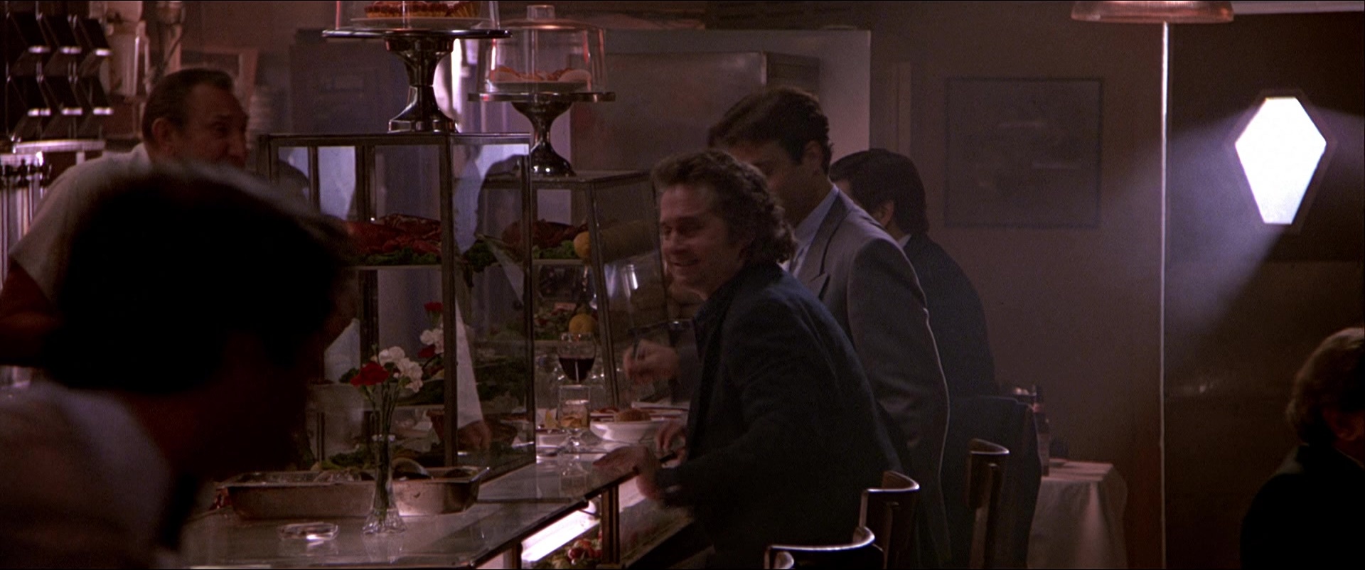 Black Rain (1989), wide, 2.39:1 — film still