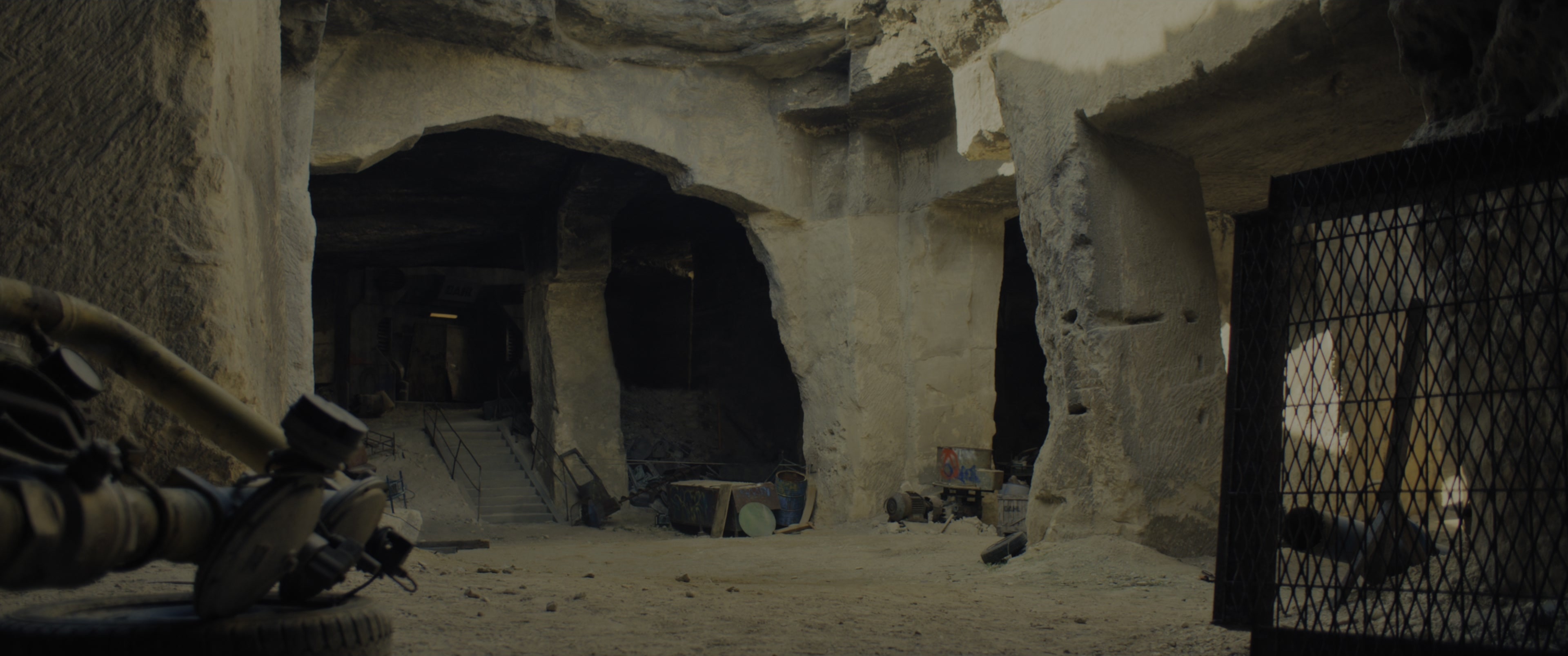 Borderlands (2024), wide, 2.39:1 — film still