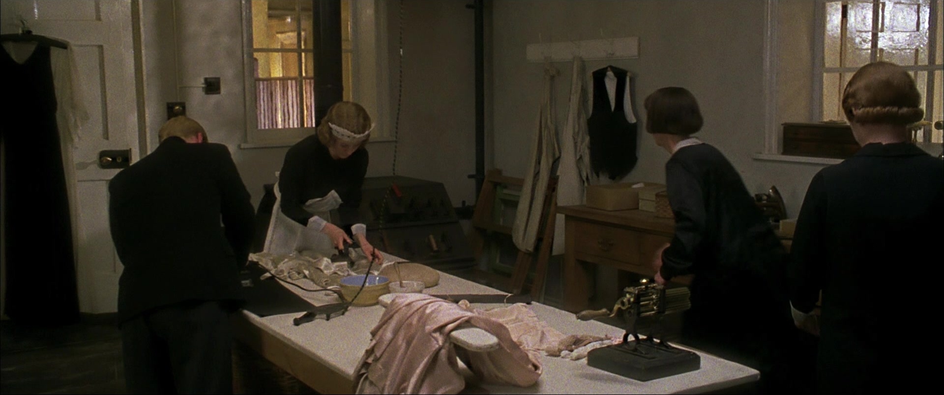 Gosford Park (2001), unknown, 2.39:1 — film still