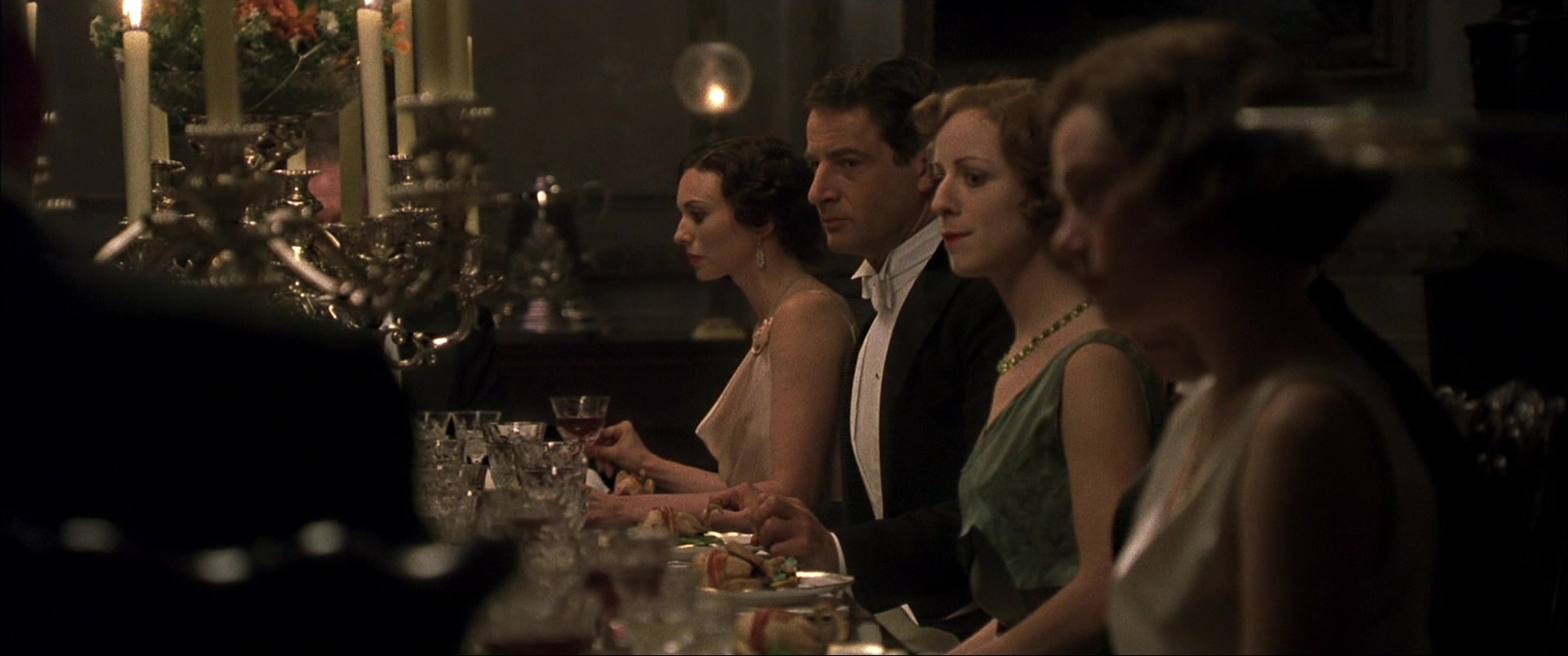 Gosford Park (2001), wide, 2.39:1 — film still