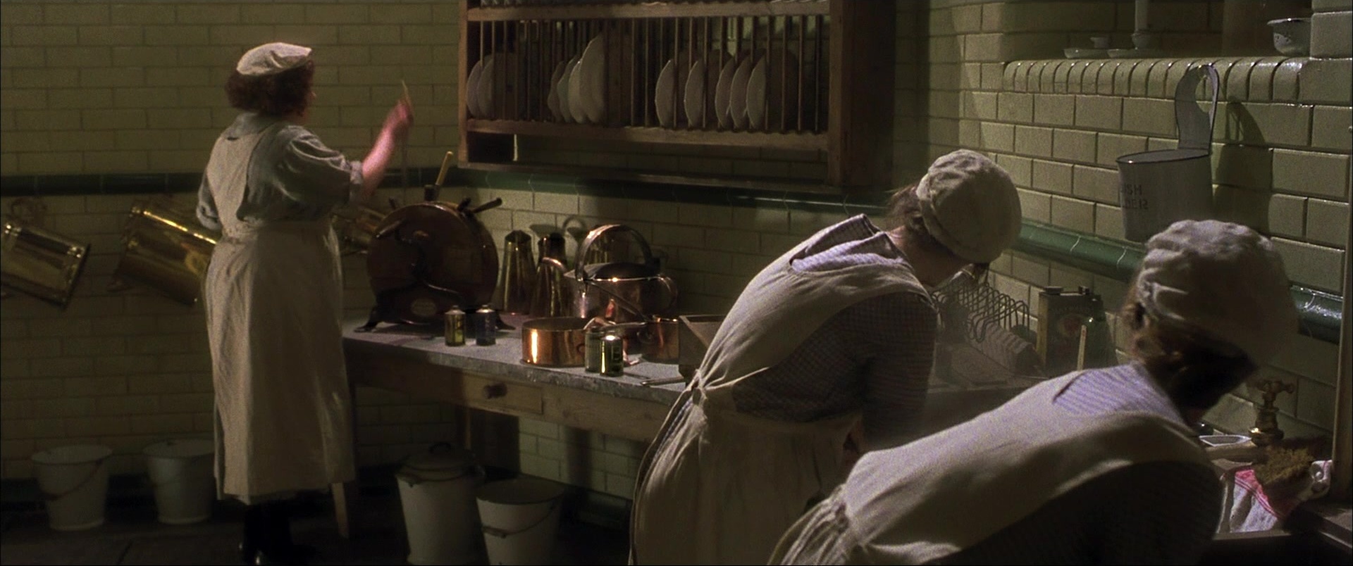 Gosford Park (2001), wide, 2.39:1 — film still