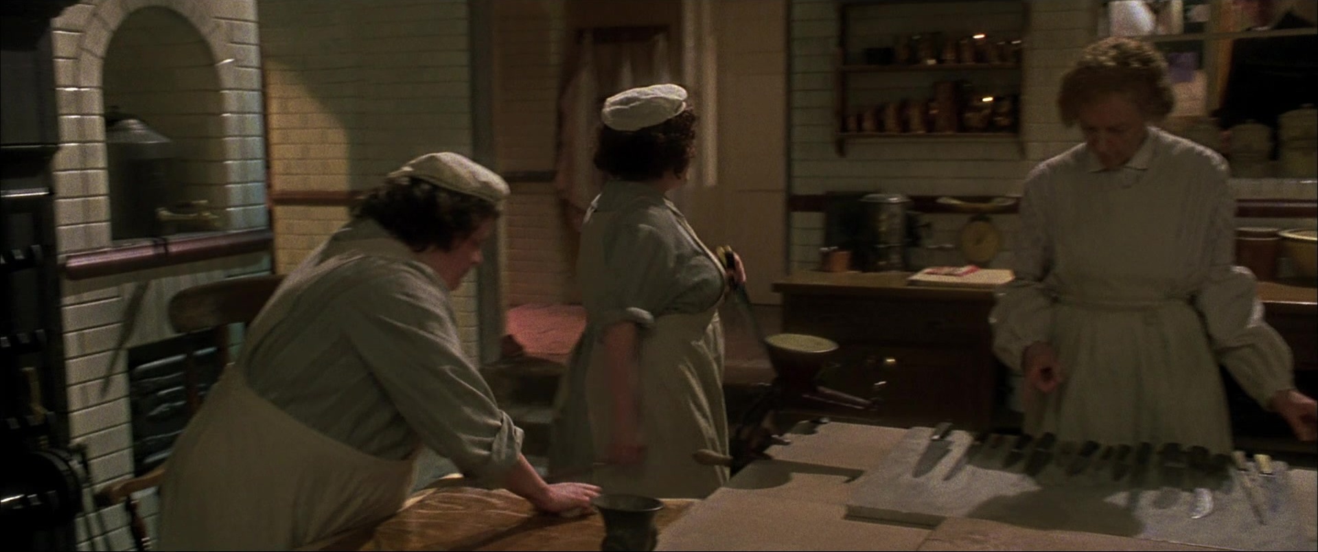 Gosford Park (2001), wide, 2.39:1 — film still