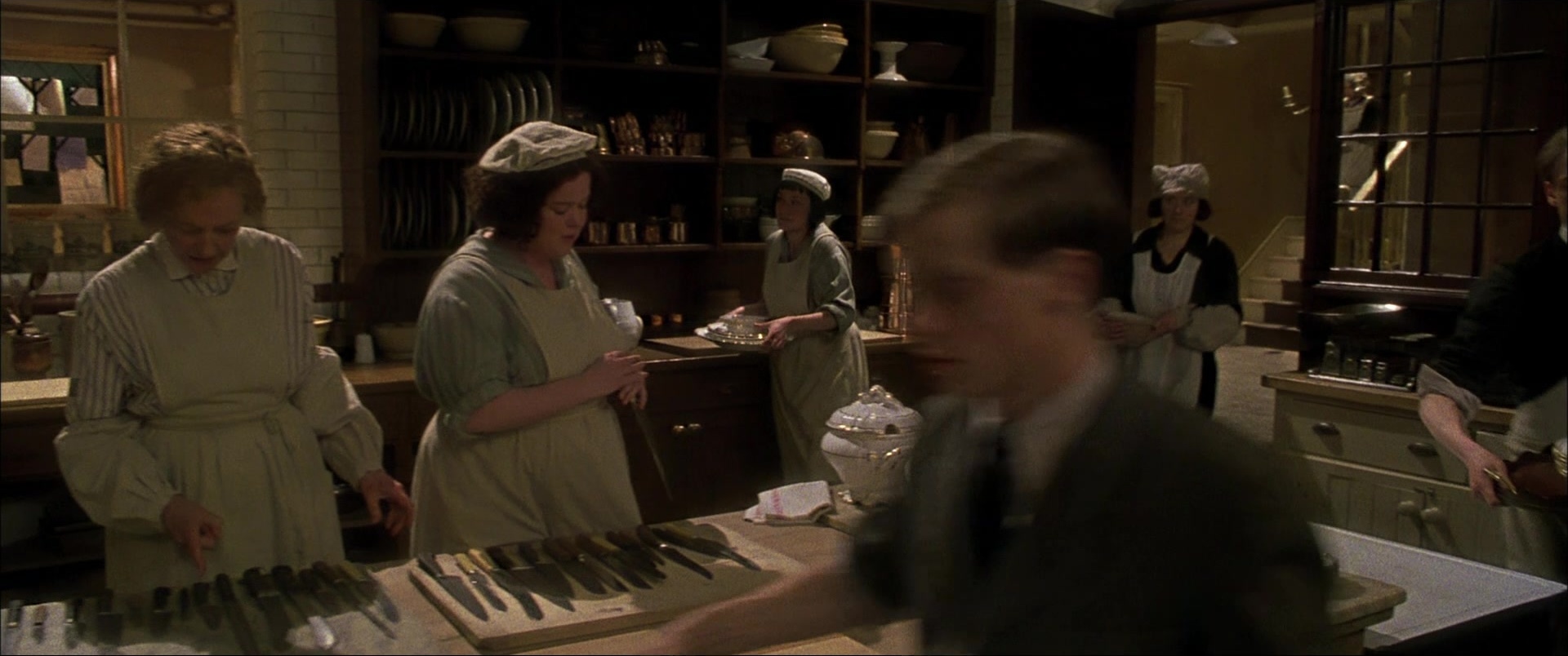 Gosford Park (2001), wide, 2.39:1 — film still