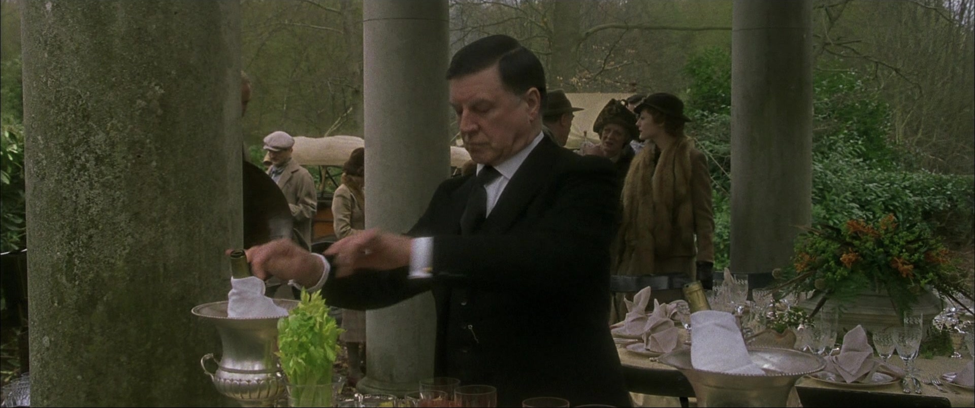 Gosford Park (2001), wide, 2.39:1 — film still