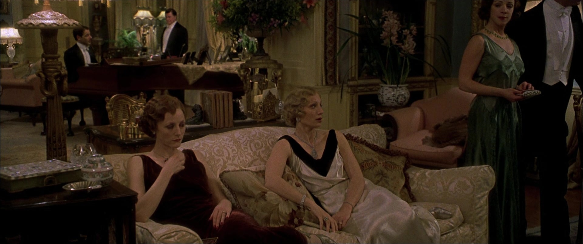 Gosford Park (2001), wide, 2.39:1 — film still