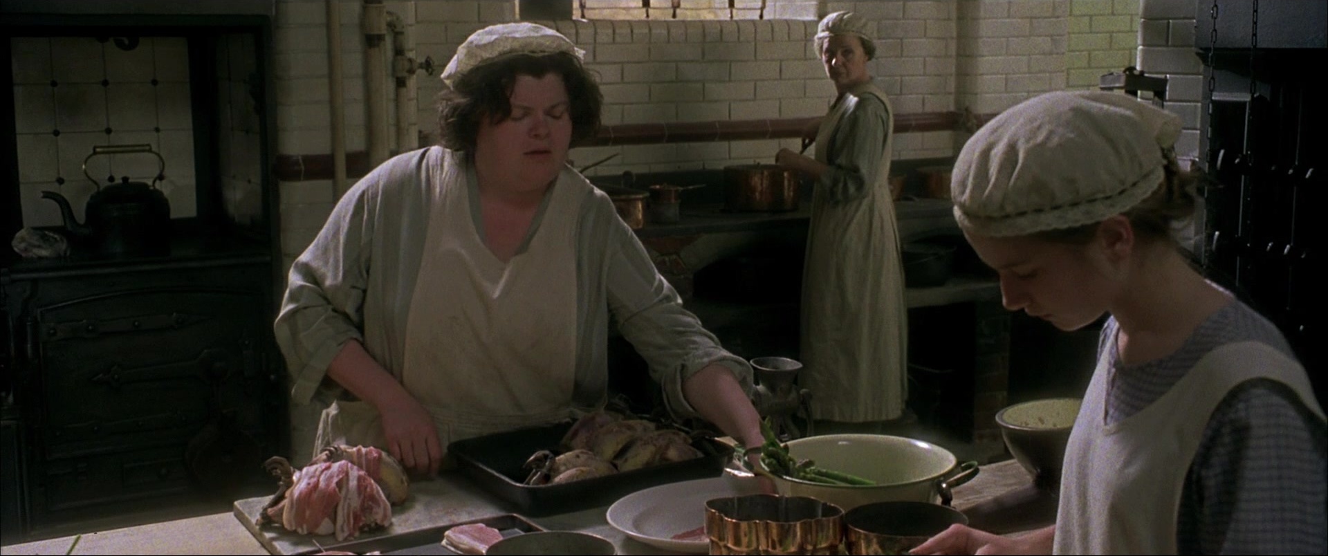 Gosford Park (2001), wide, 2.39:1 — film still