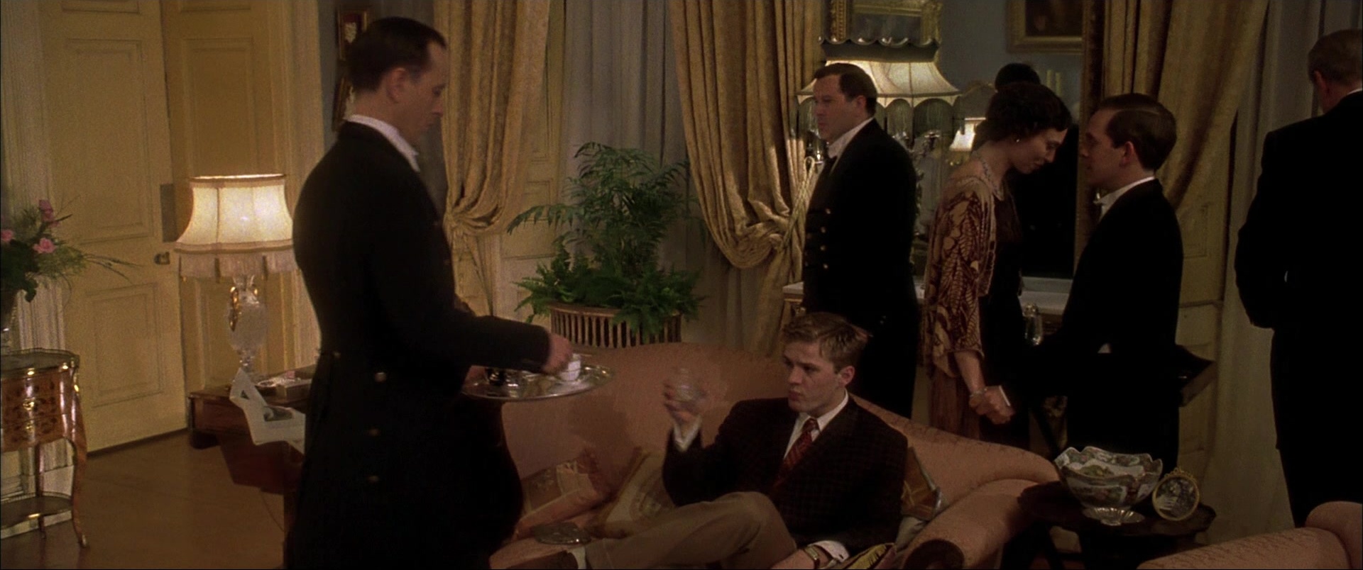 Gosford Park (2001), wide, 2.39:1 — film still
