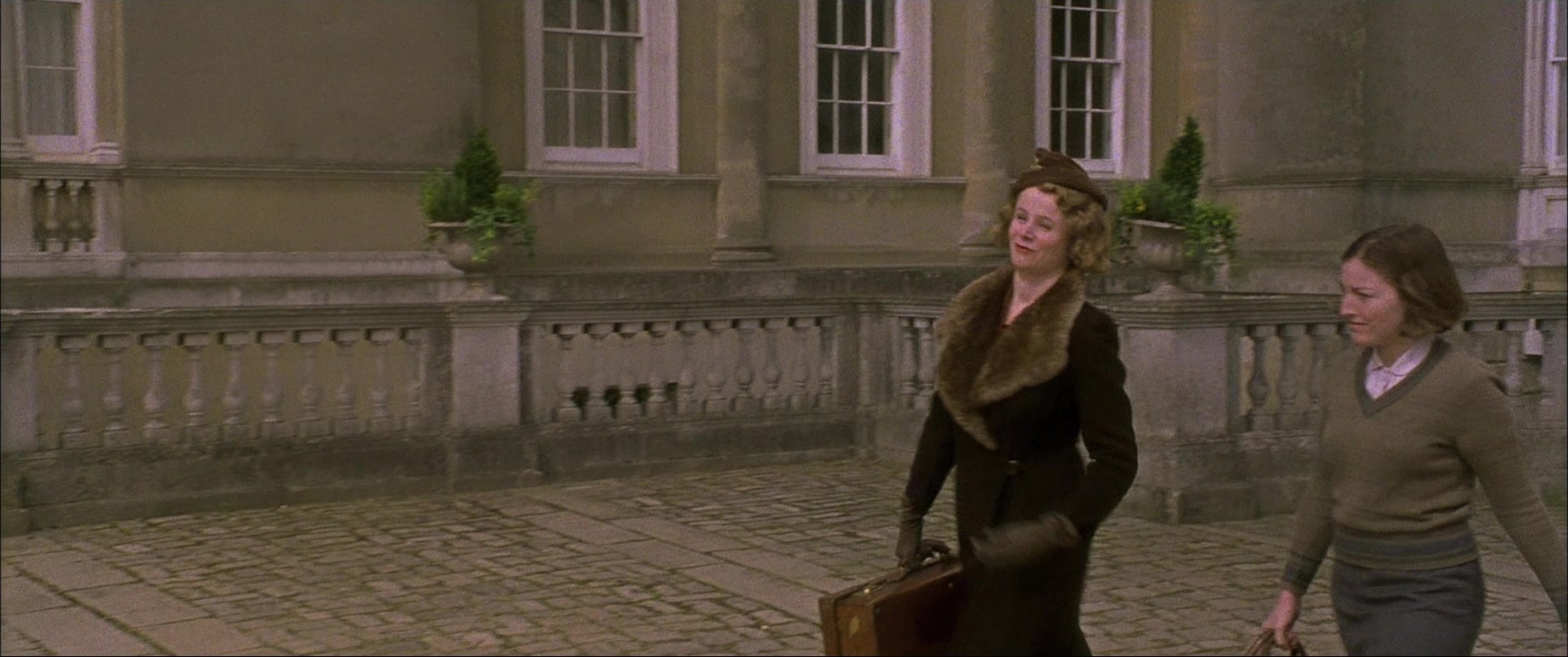 Gosford Park (2001), wide, 2.39:1 — film still