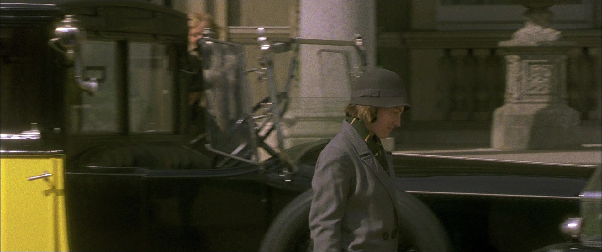 Gosford Park (2001), wide, 2.39:1 — film still