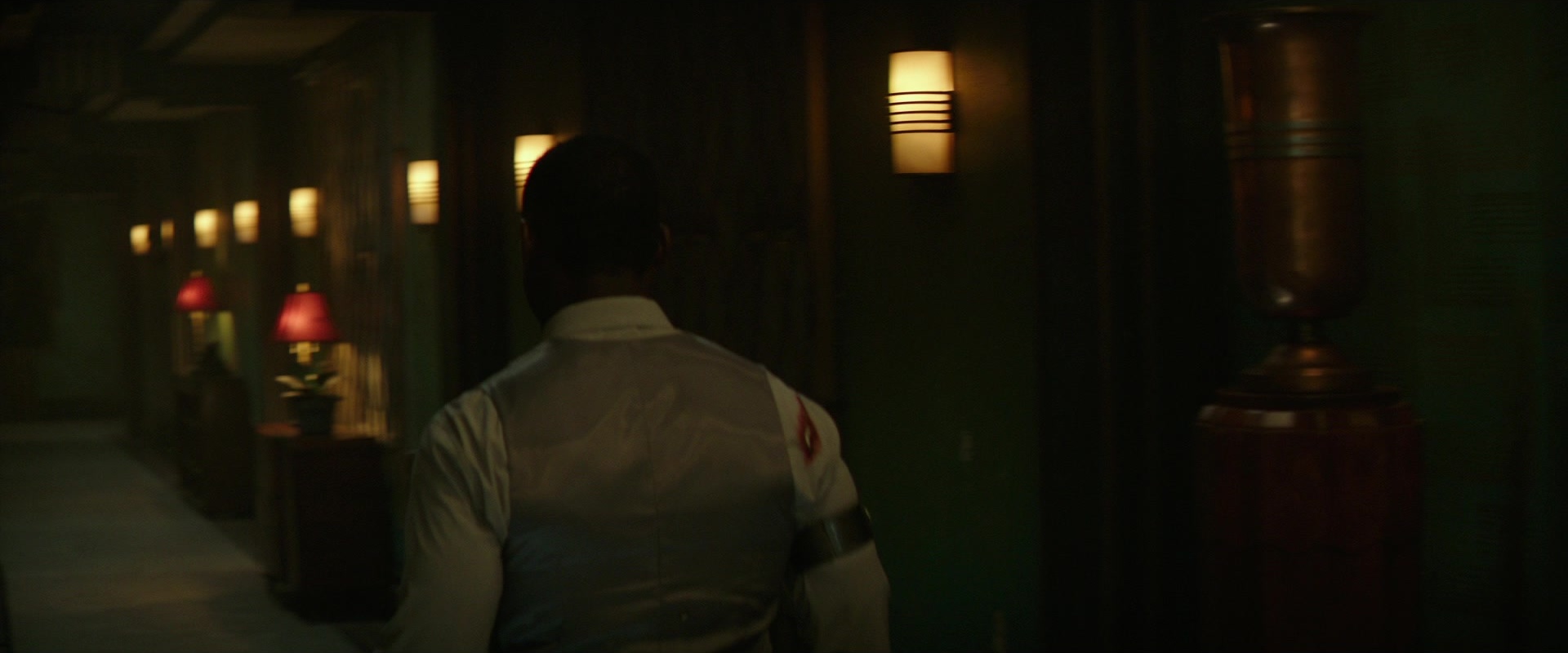 Hotel Artemis (2018), wide, 2.40:1 — film still