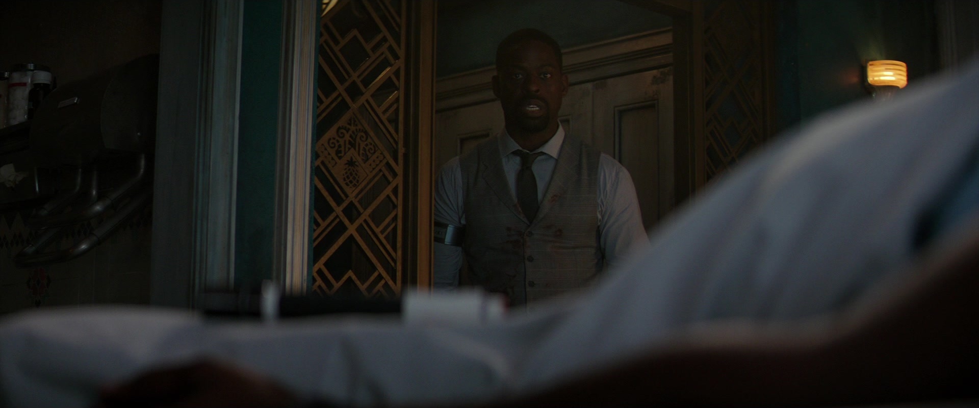 Hotel Artemis (2018), wide, 2.40:1 — film still