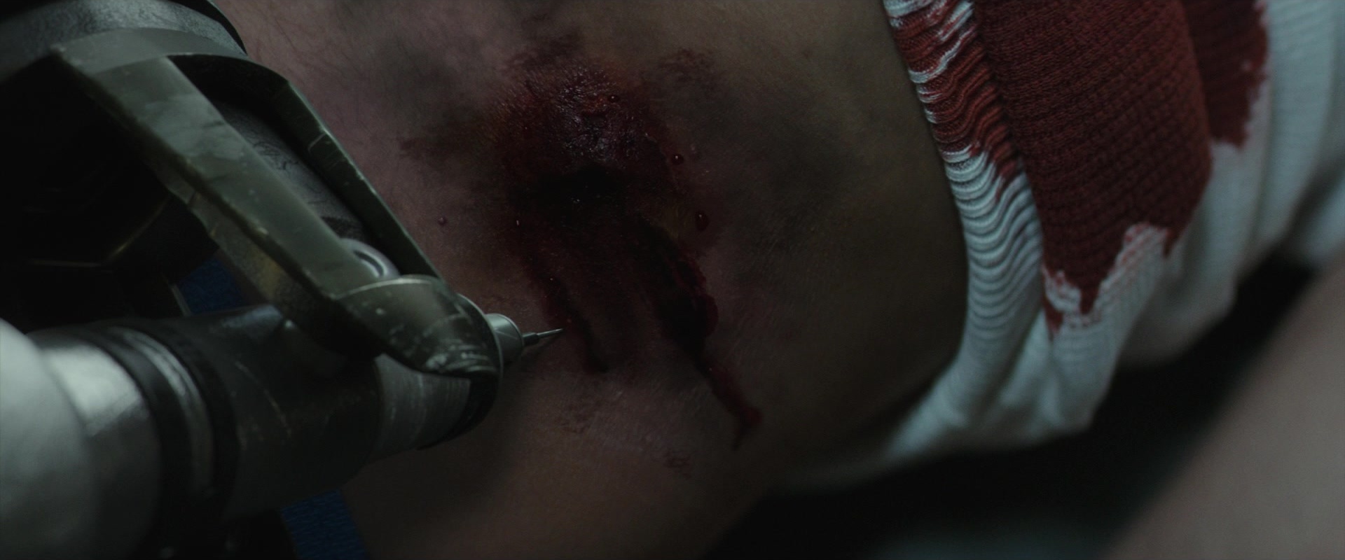 Hotel Artemis (2018), wide, 2.40:1 — film still