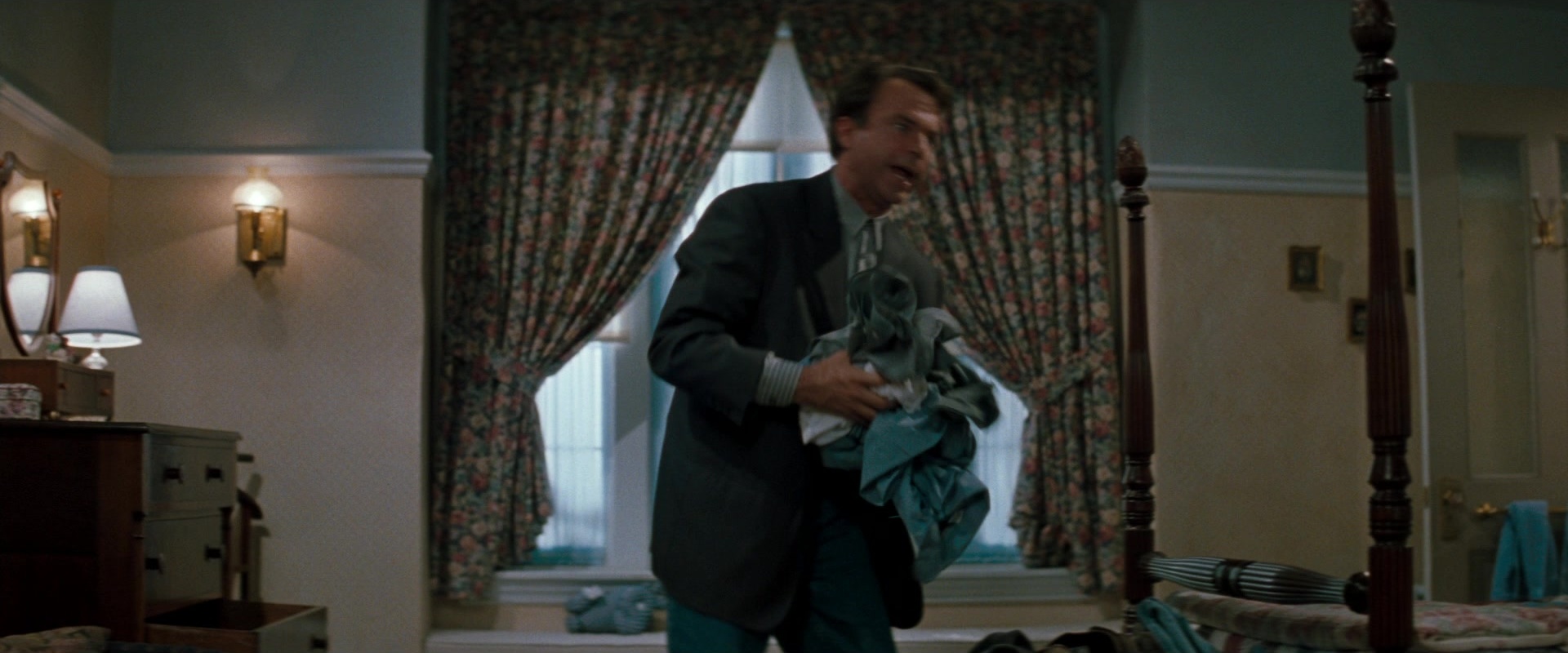 In the Mouth of Madness (1991), wide, 2.40:1 — film still