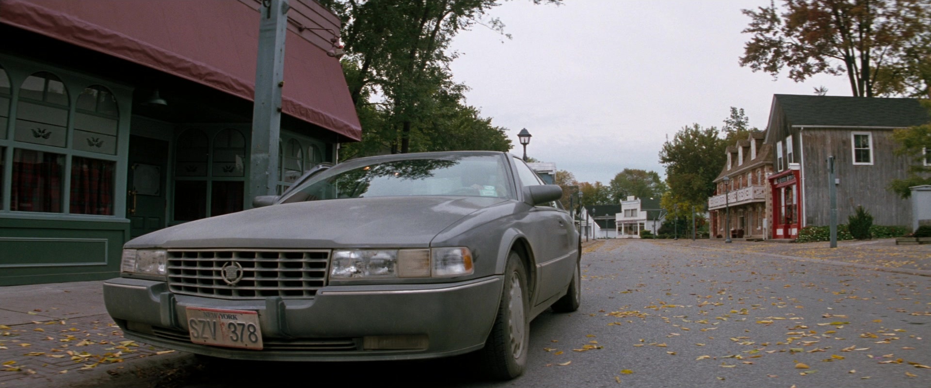 In the Mouth of Madness (1991), wide, 2.40:1 — film still