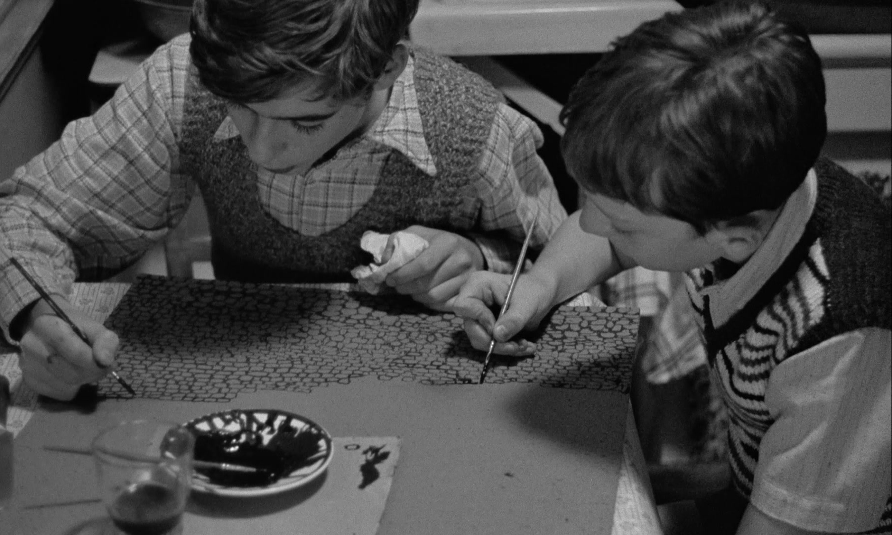 In the Mouth of Madness (1991), wide, 1.67:1 — film still