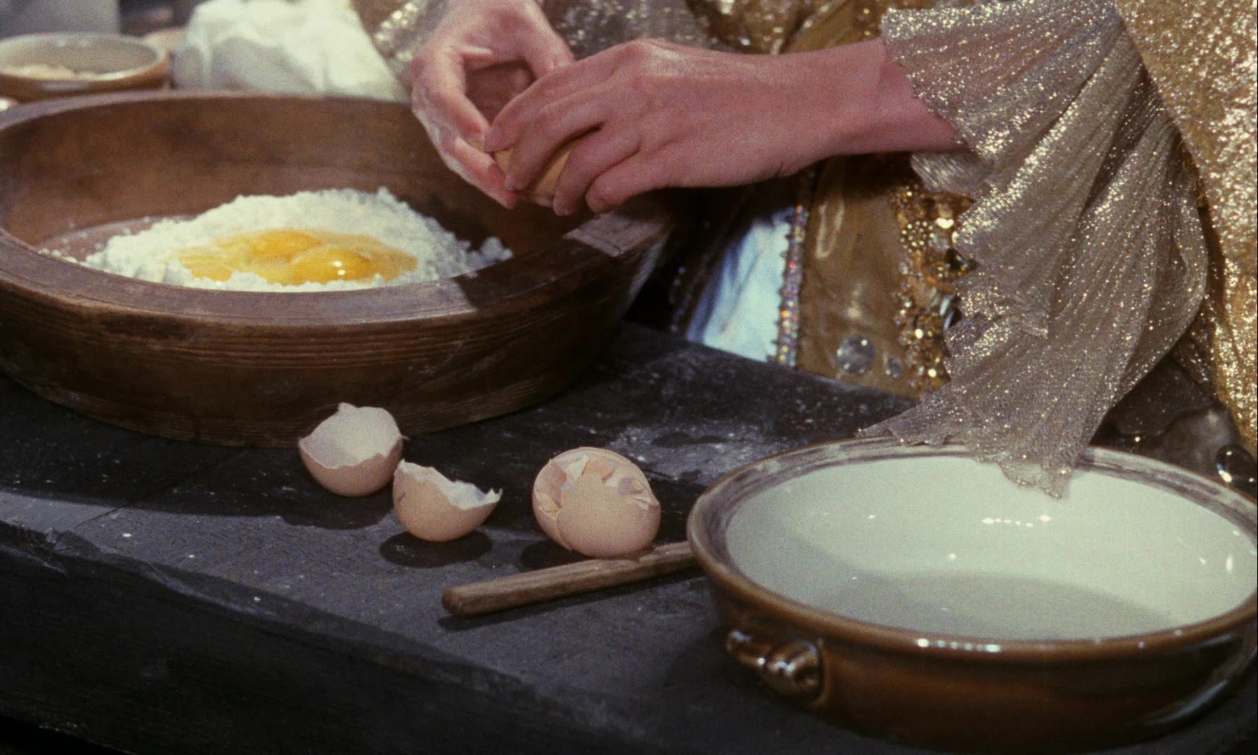 In the Mouth of Madness (1991), wide, 1.67:1 — film still