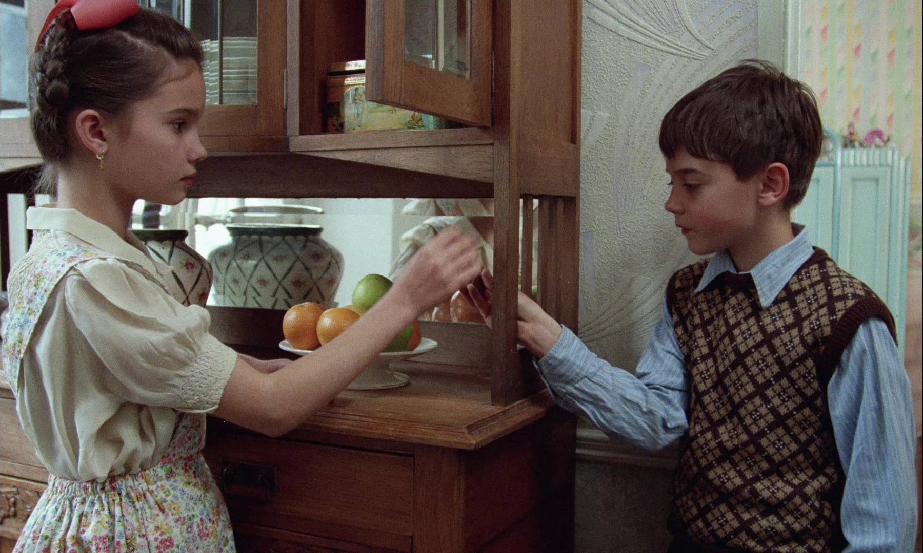 In the Mouth of Madness (1991), wide, 1.67:1 — film still