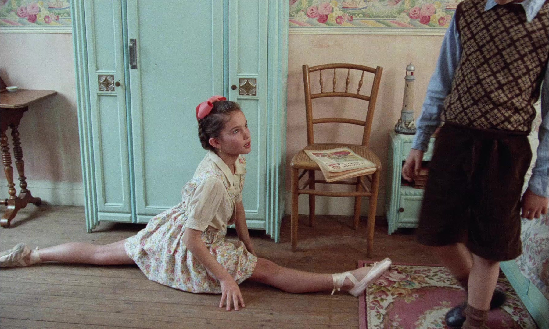 In the Mouth of Madness (1991), wide, 1.67:1 — film still