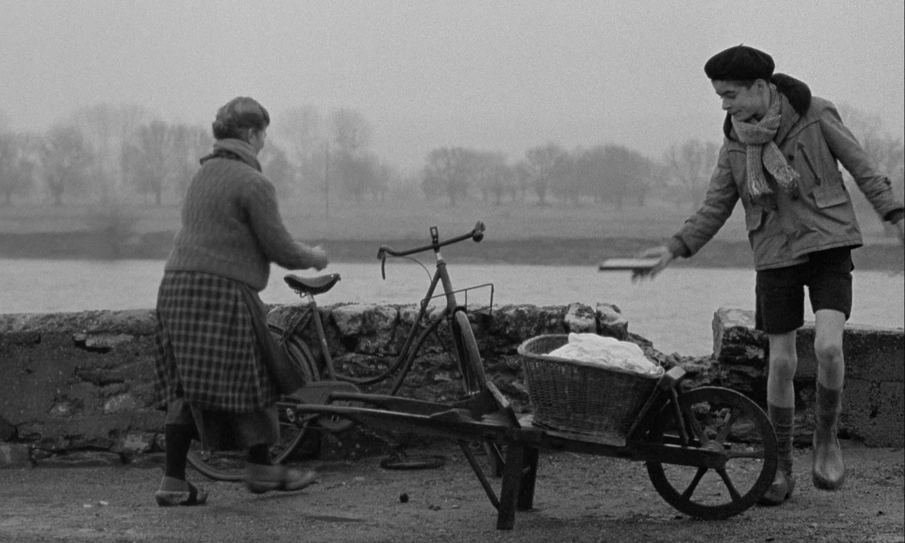 In the Mouth of Madness (1991), wide, 1.67:1 — film still