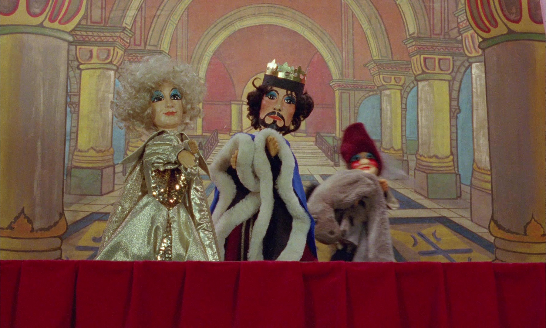 In the Mouth of Madness (1991), wide, 1.67:1 — film still