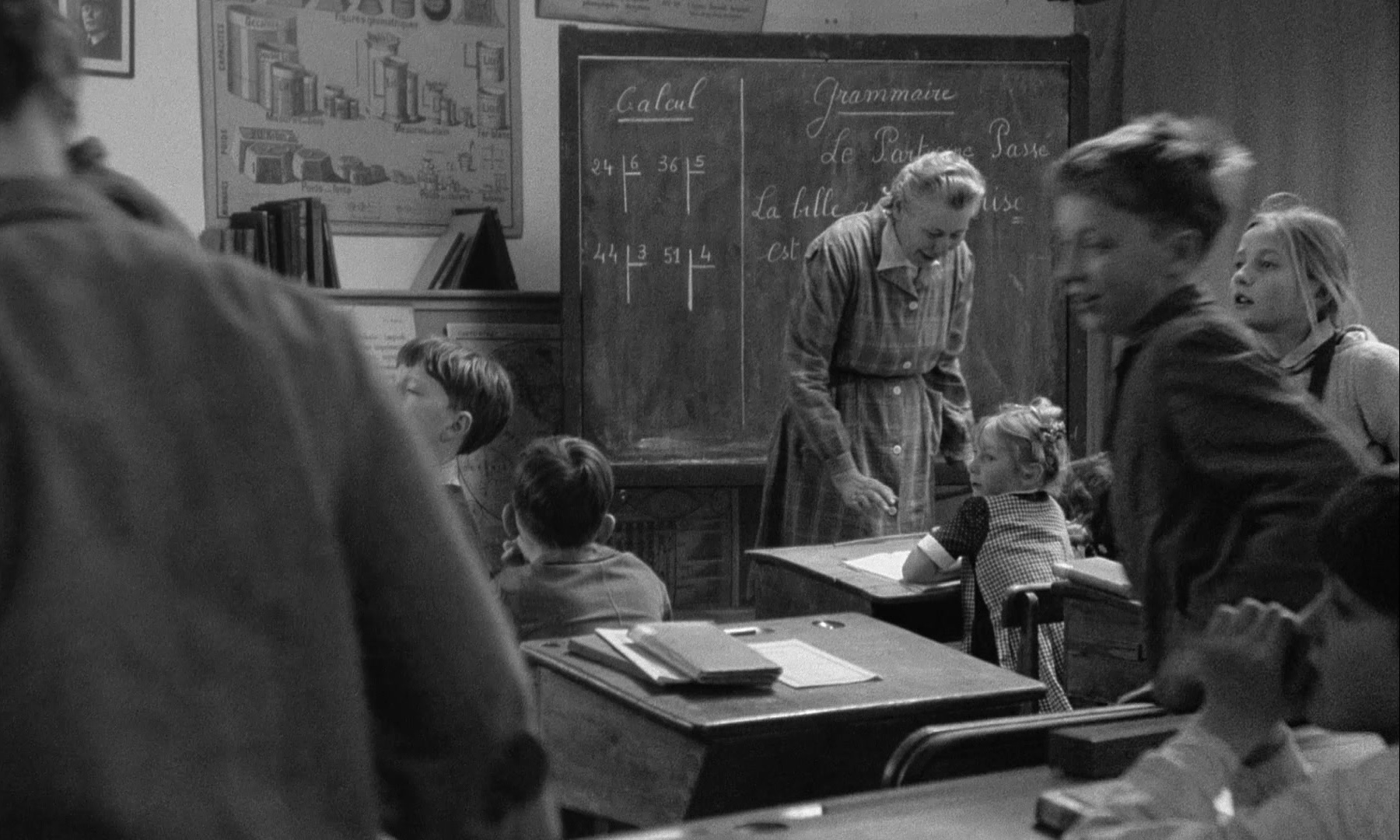 In the Mouth of Madness (1991), wide, 1.67:1 — film still