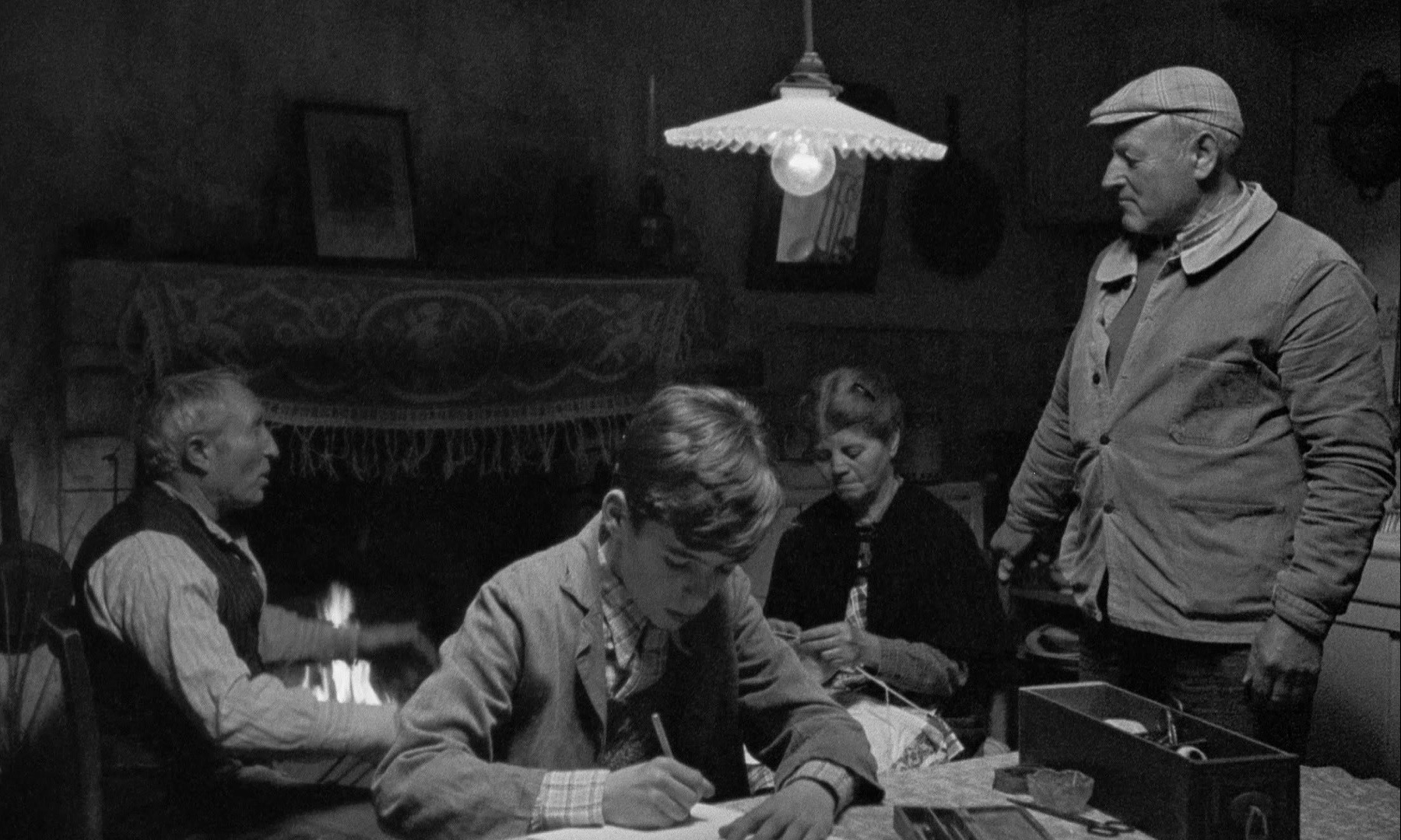 In the Mouth of Madness (1991), wide, 1.67:1 — film still
