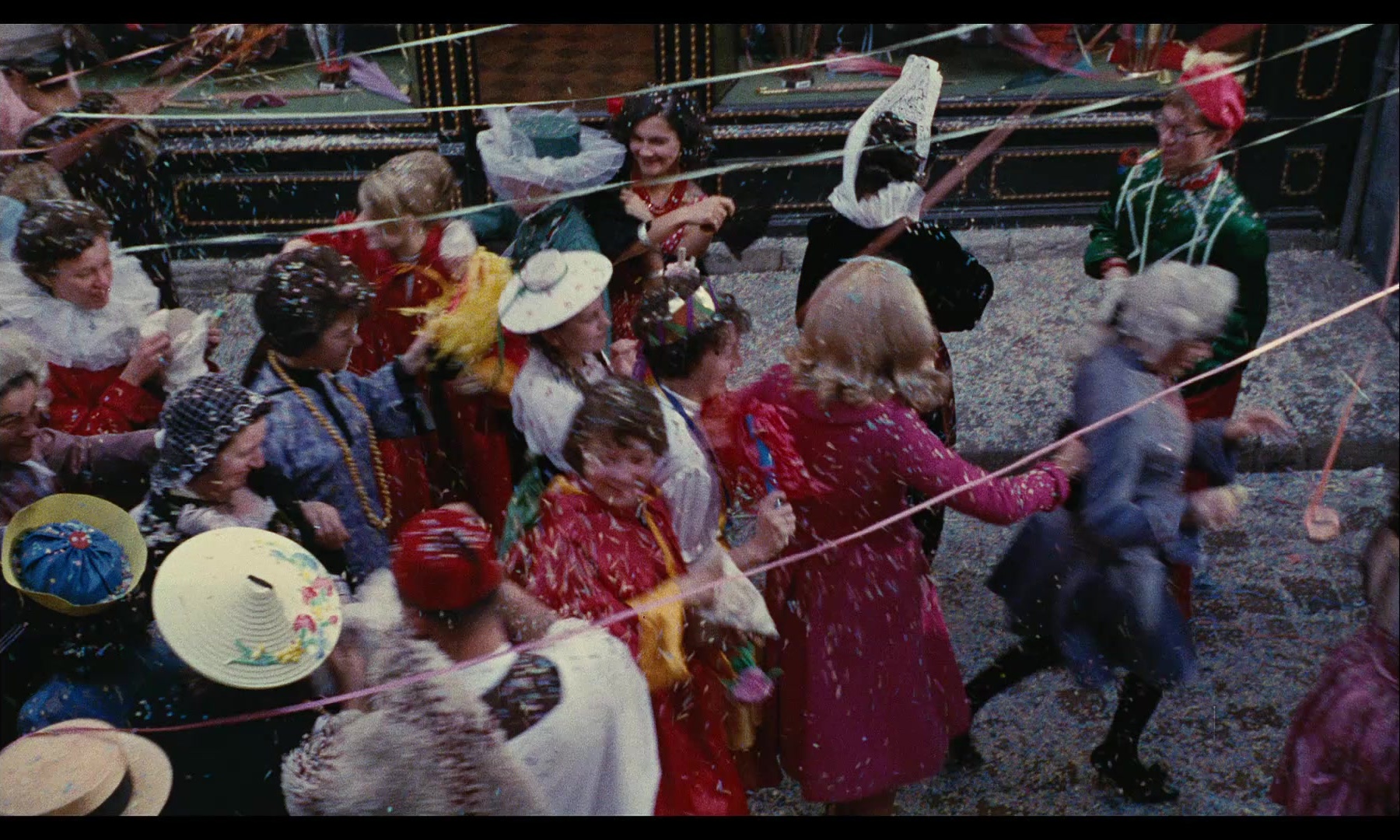 In the Mouth of Madness (1991), wide, 1.67:1 — film still