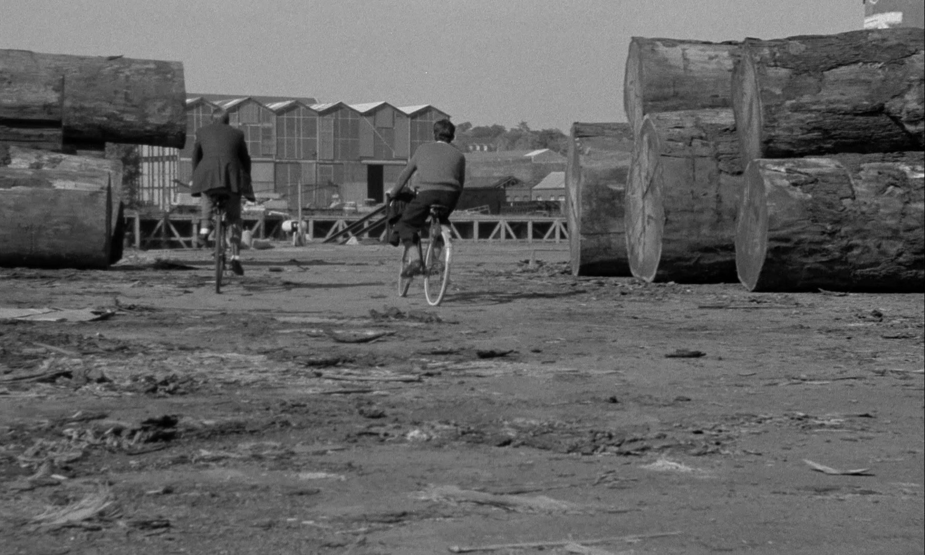 In the Mouth of Madness (1991), wide, 1.67:1 — film still