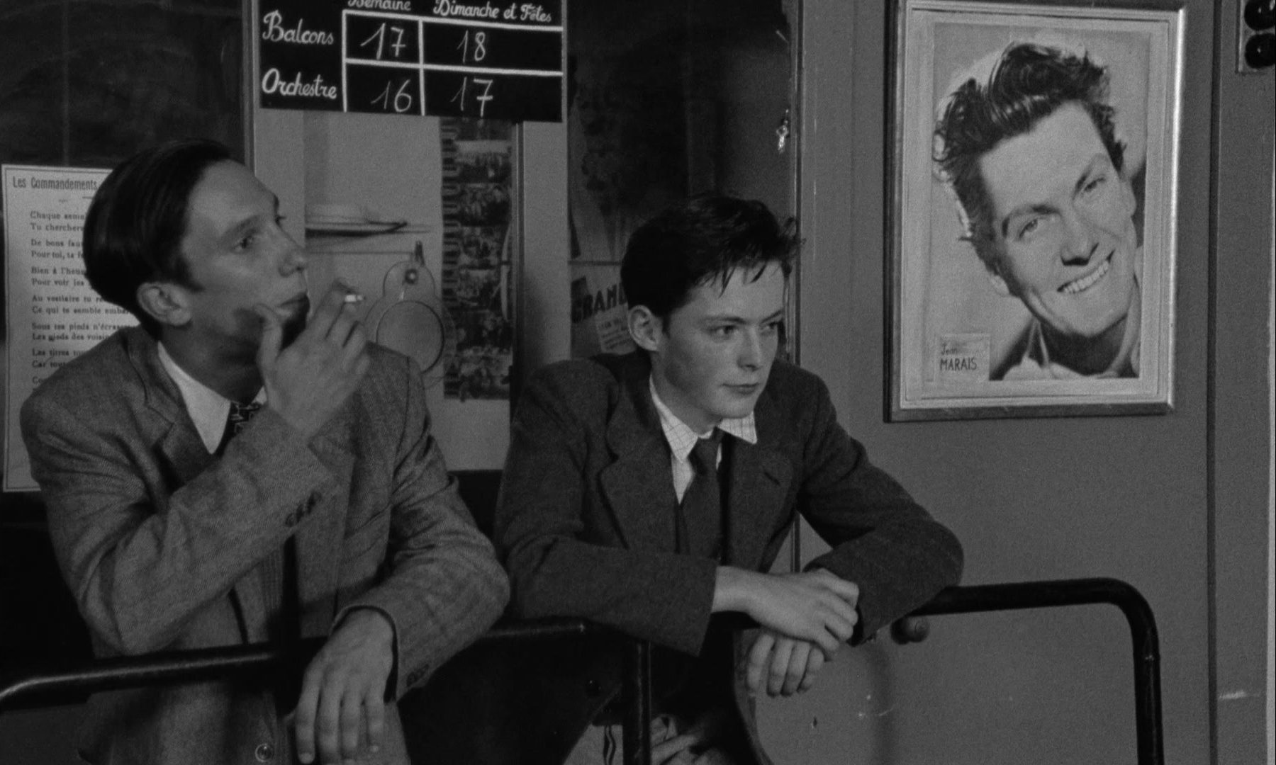 In the Mouth of Madness (1991), wide, 1.67:1 — film still