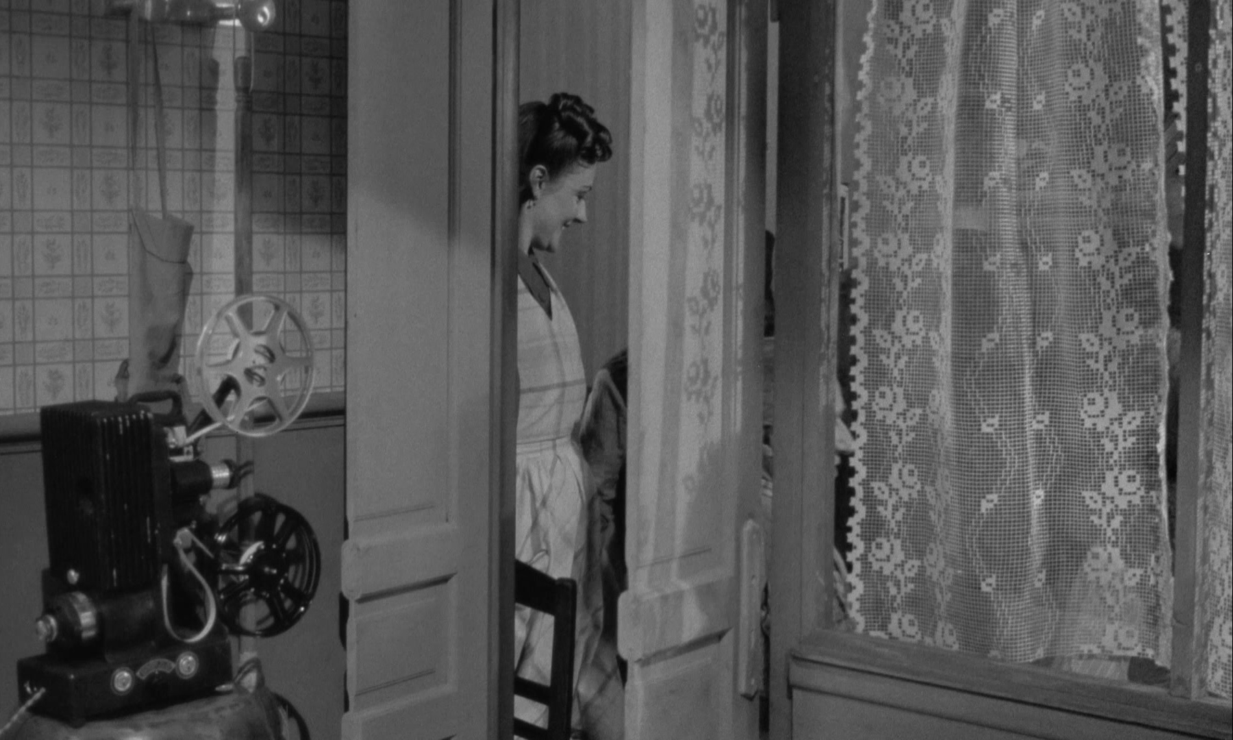 In the Mouth of Madness (1991), wide, 1.67:1 — film still
